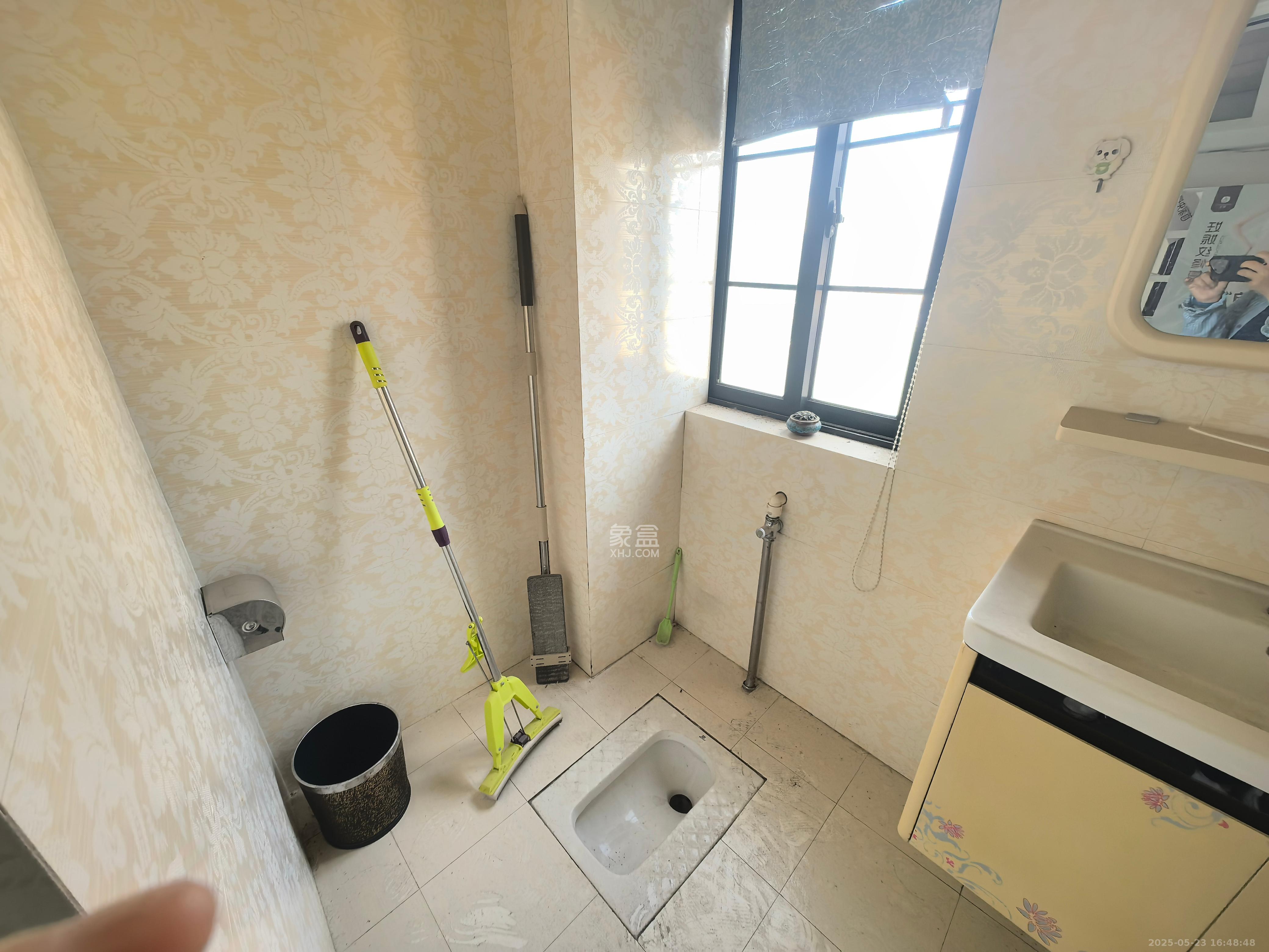 沁园春御院 3室1厅1卫 3300.00元/月 沁园春御院 3室1厅1卫 3300.00元/月室内图