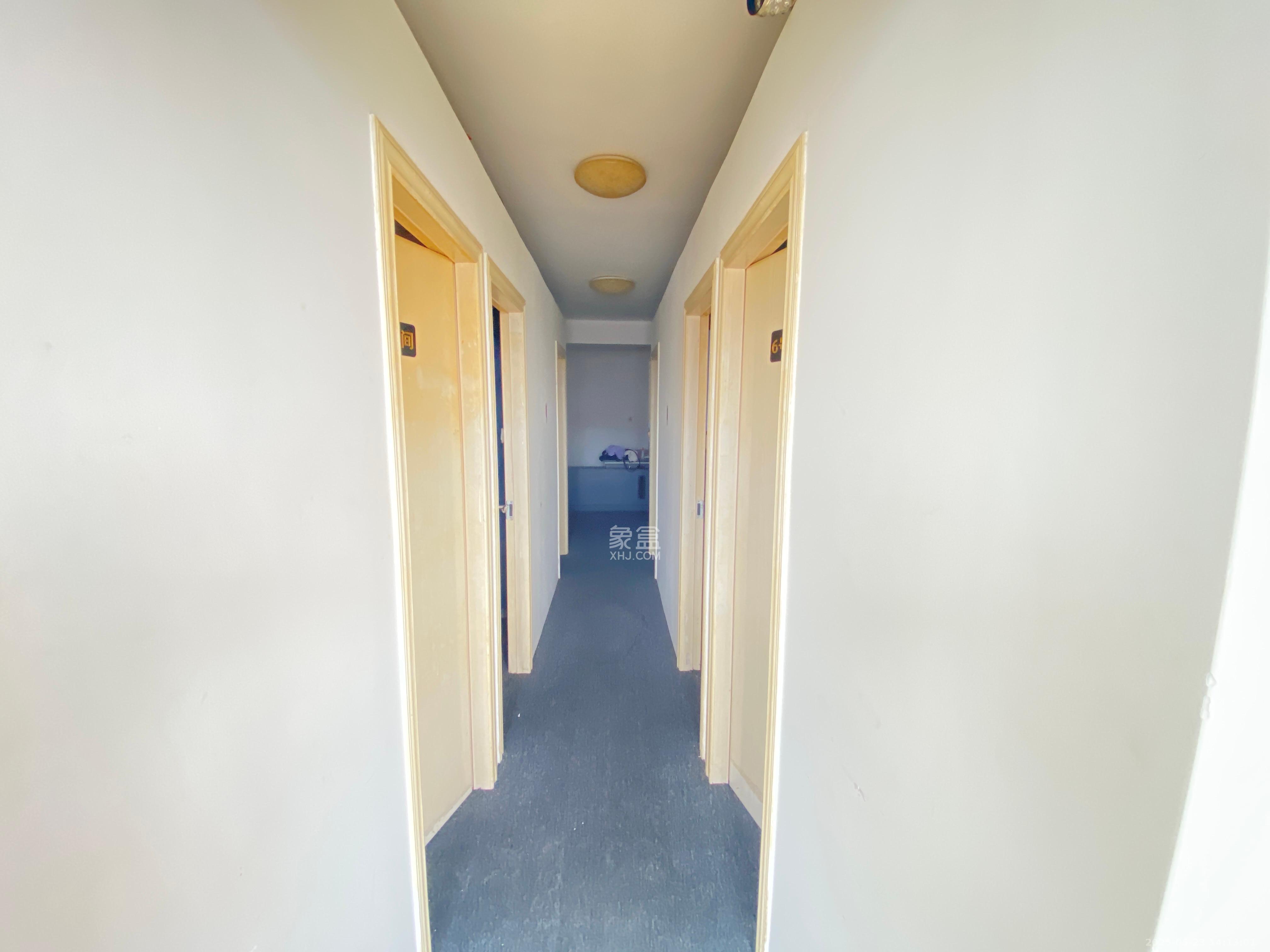 明星村  3室2厅1卫    3200.0元/月室内图