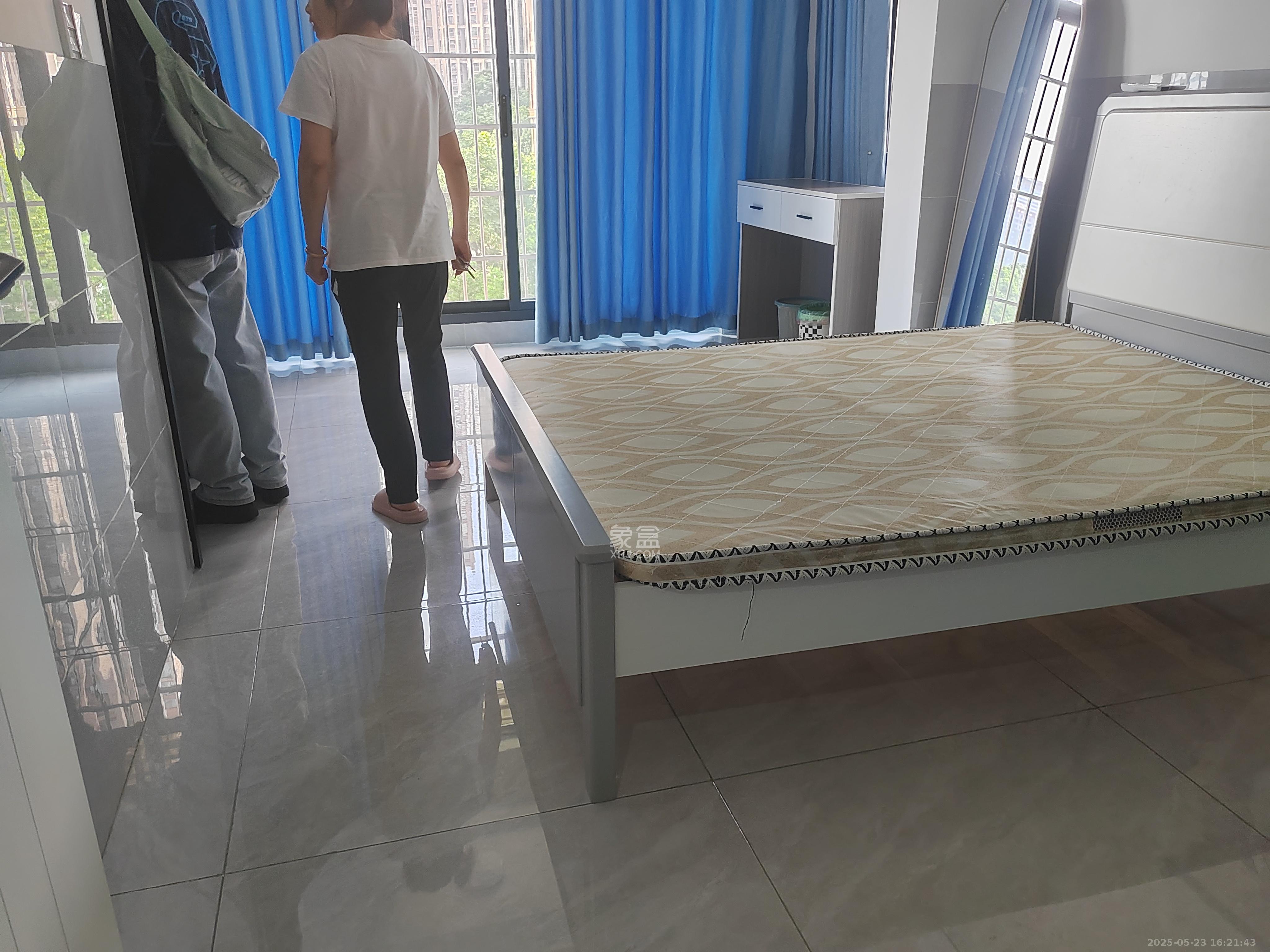 嘉荣苑 1室1厅1卫 1200.0元/月 嘉荣苑 1室1厅1卫 1200.0元/月室内图