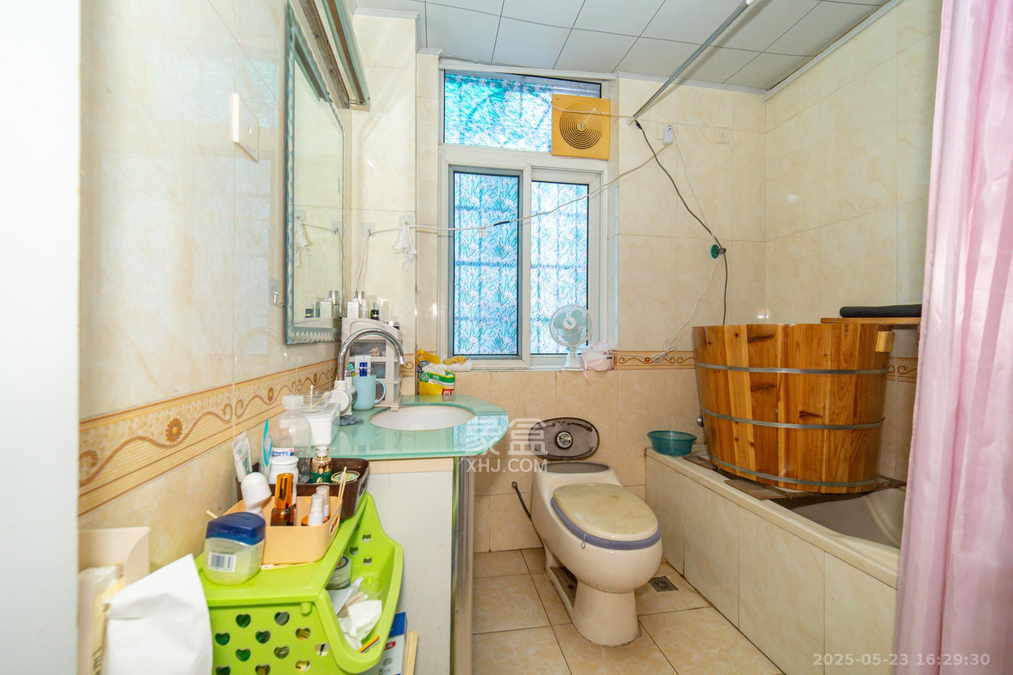 圆梦家园 3室2厅2卫 46.0万 圆梦家园 3室2厅2卫 46.0万卫生间