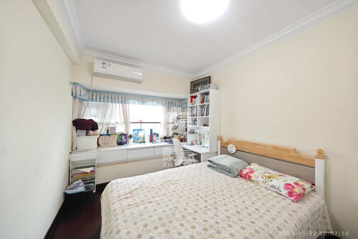 恒大城 4室2厅2卫 140.0万 恒大城 4室2厅2卫 140.0万卧室