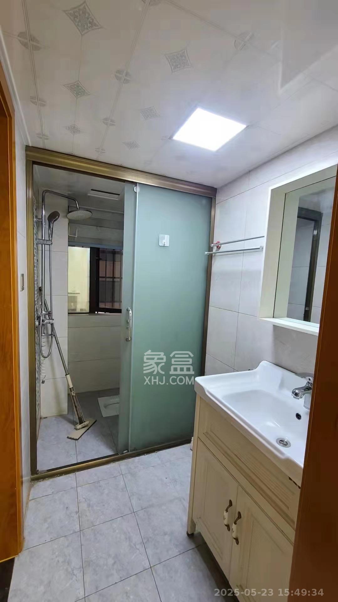 麓谷星辰  2室1厅1卫   2300.00元/月室内图