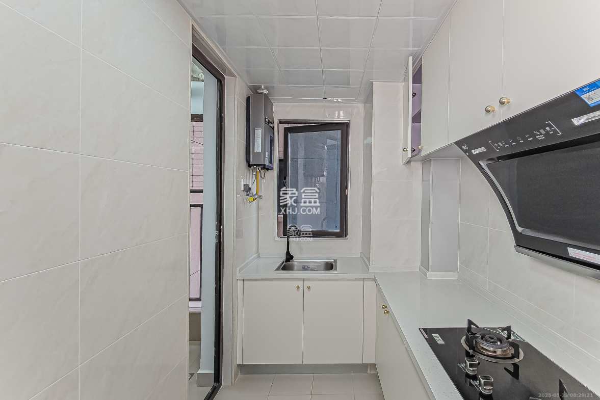 阳光城尚东湾悦江府 3室2厅2卫 116.0万 阳光城尚东湾悦江府 3室2厅2卫 116.0万厨房