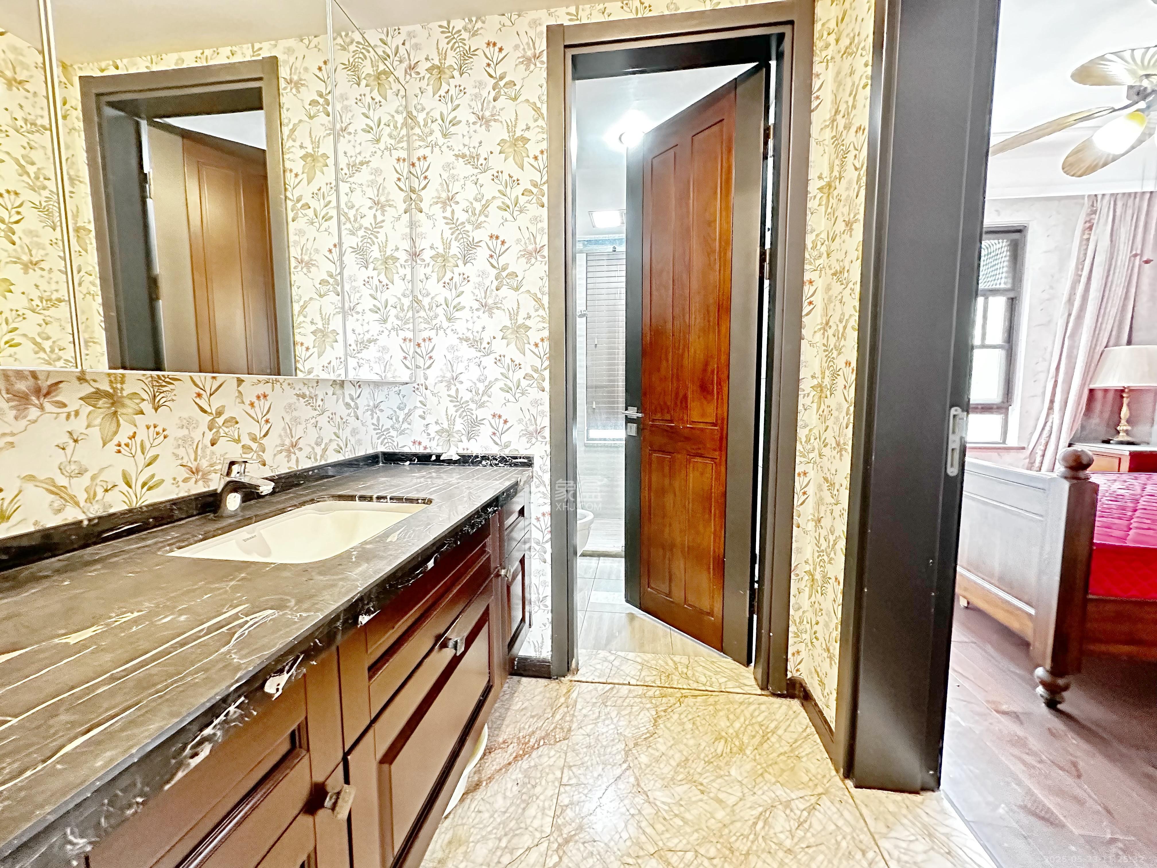 万科紫台 4室2厅2卫 6000.0元/月 万科紫台 4室2厅2卫 6000.0元/月室内图