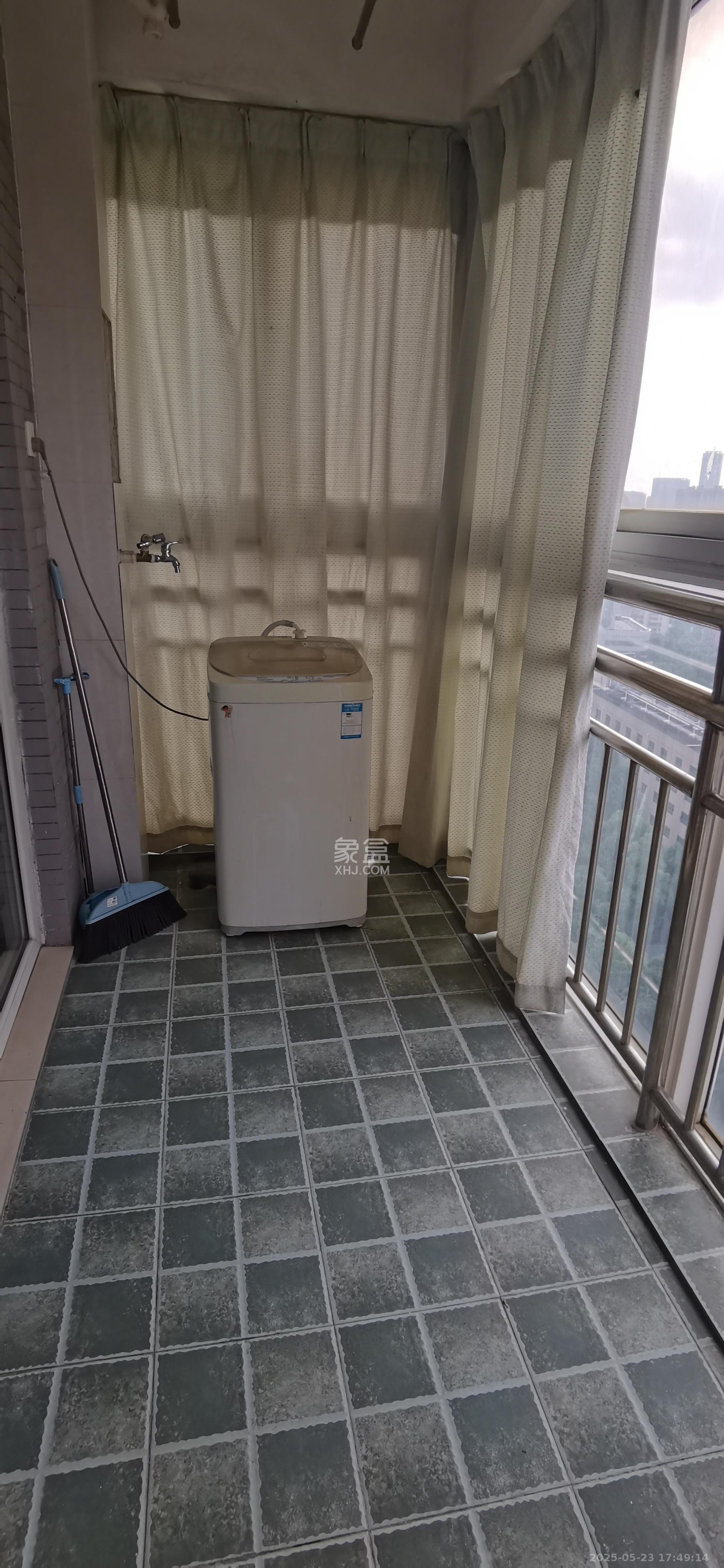 新芙蓉之都  2室2厅1卫   2500.00元/月室内图