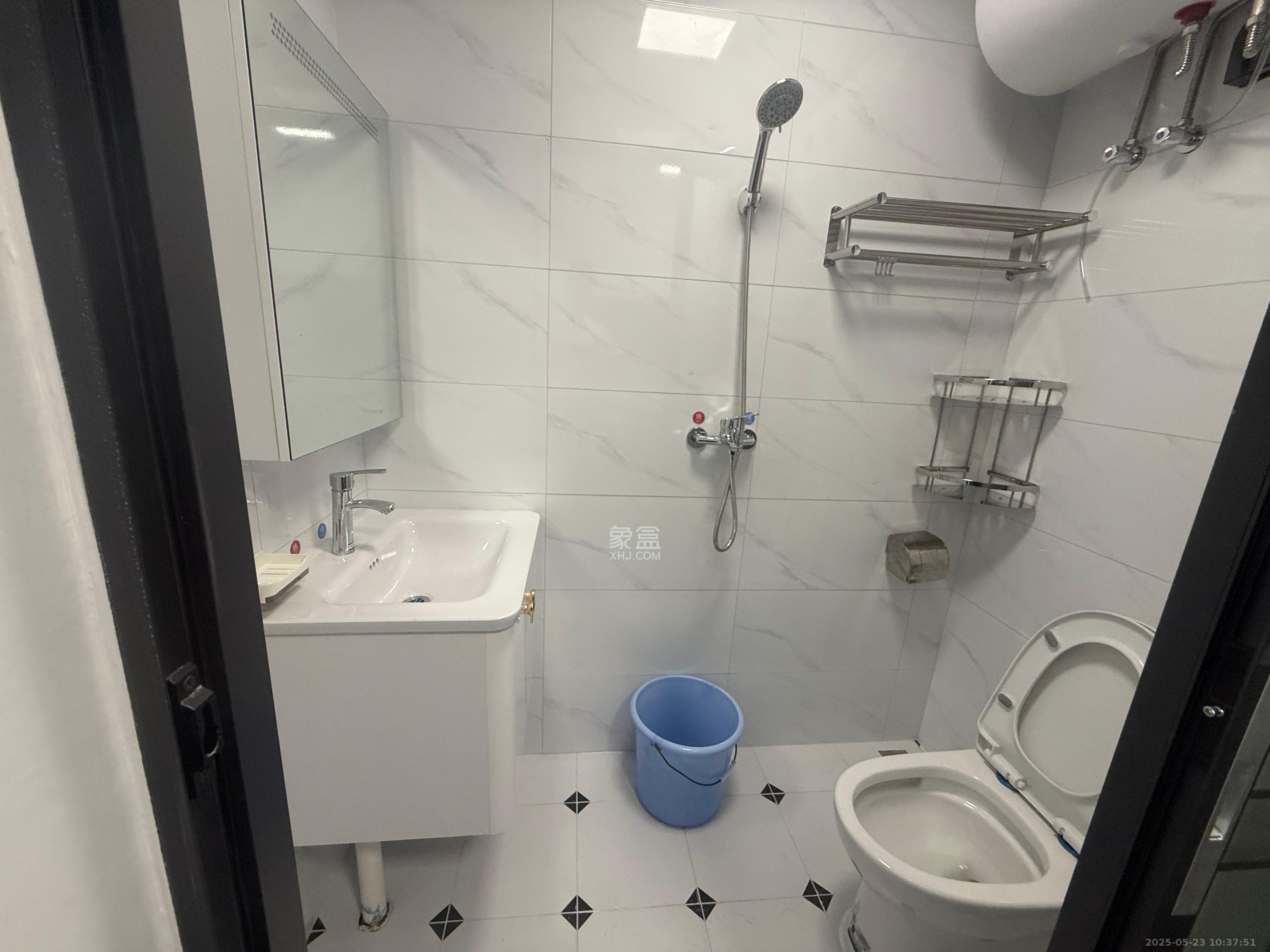 恒大誉府(融誉商业中心) 1室1厅1卫 1600.0元/月 恒大誉府(融誉商业中心) 1室1厅1卫 1600.0元/月室内图