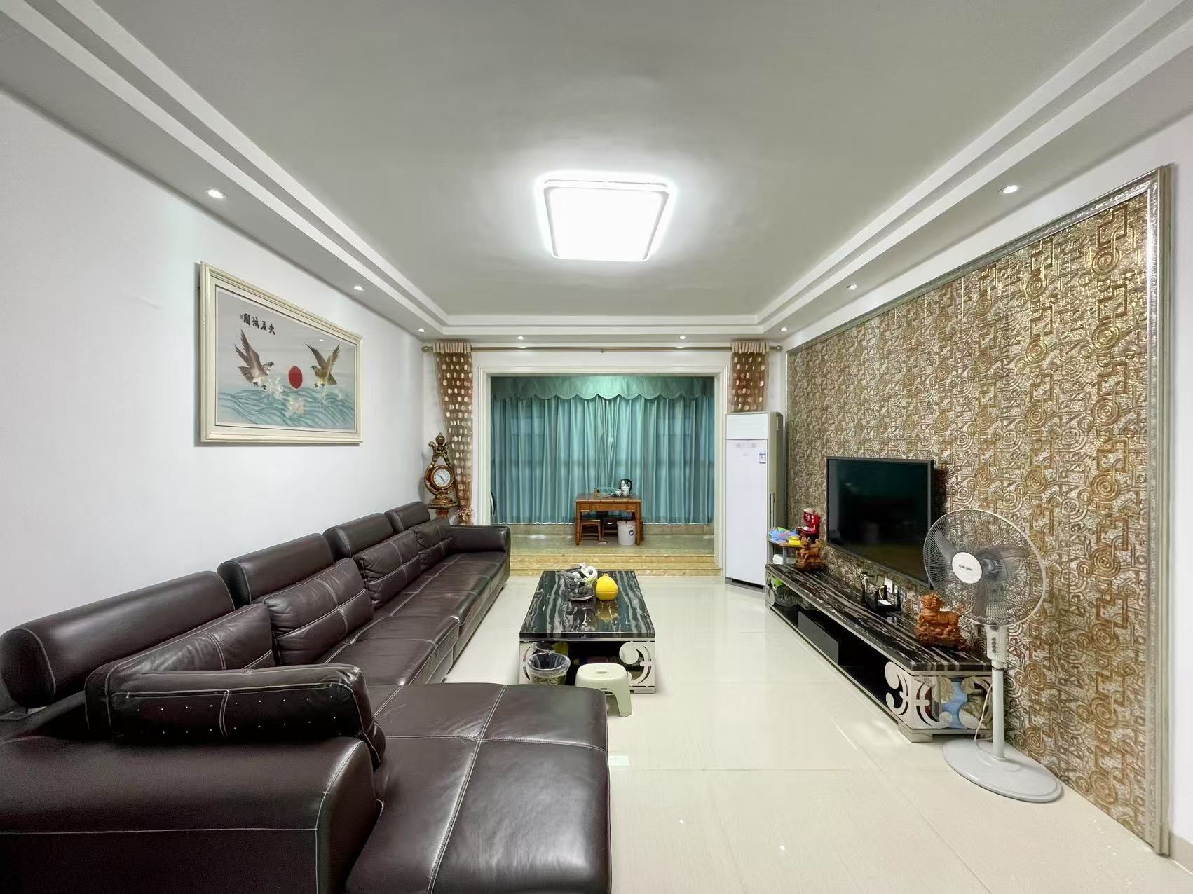 香草园二期春晓  3室2厅2卫    67.5万 香草园二期春晓  3室2厅2卫    67.5万