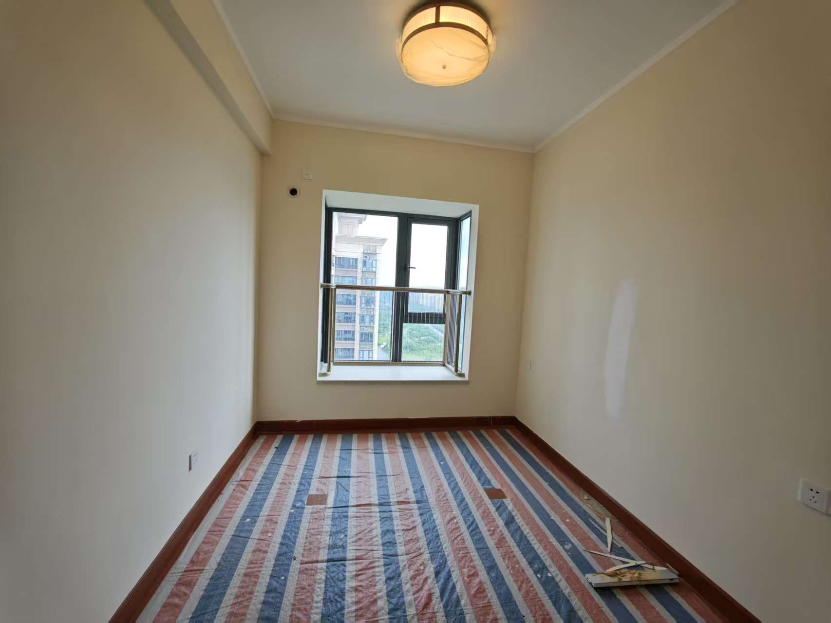 株洲恒大悦珑台 3室2厅1卫 83.8万 株洲恒大悦珑台 3室2厅1卫 83.8万室内图