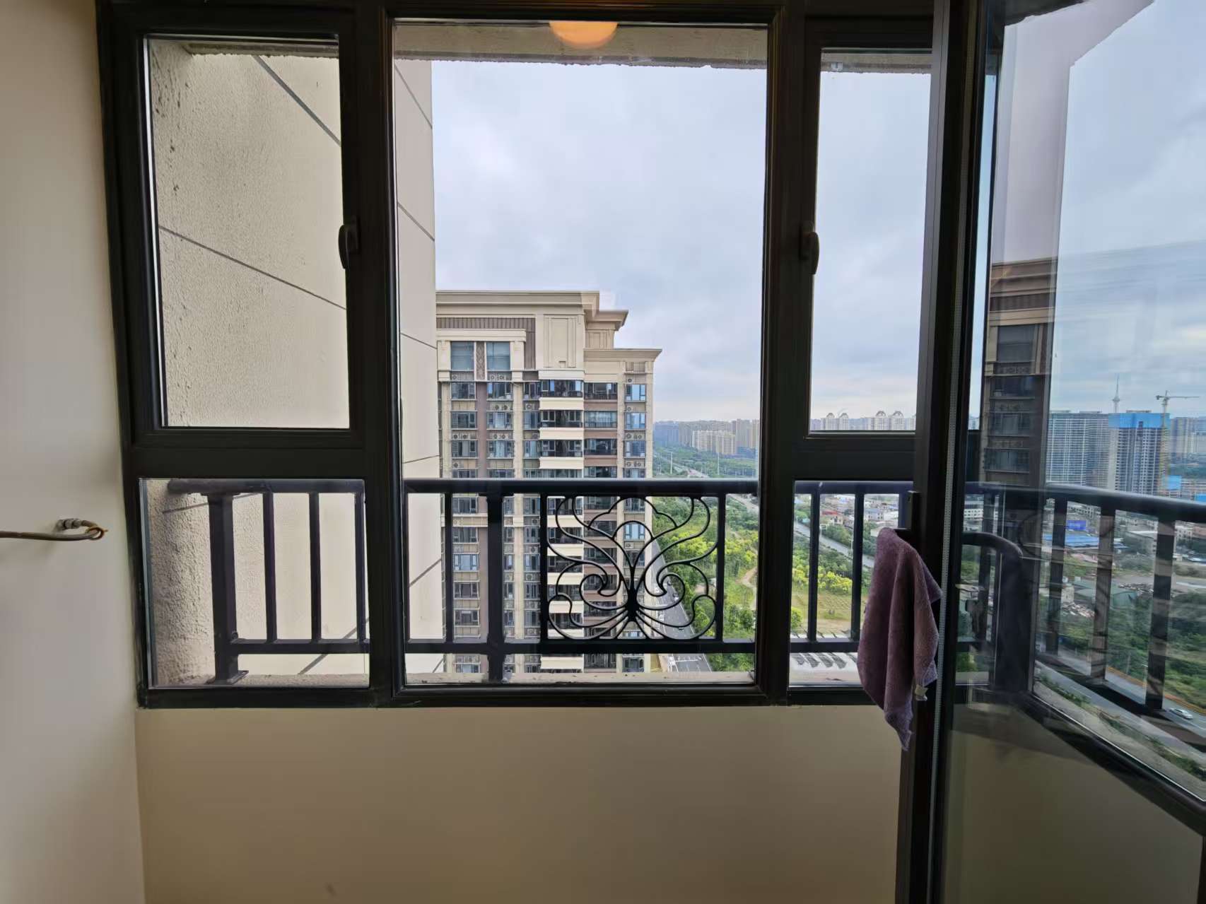 株洲恒大悦珑台 3室2厅1卫 83.8万 株洲恒大悦珑台 3室2厅1卫 83.8万室内图