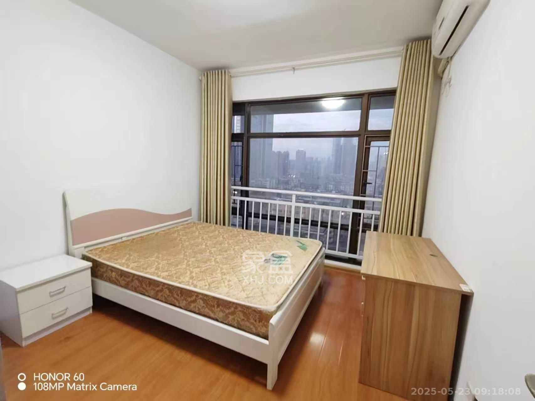 铂宫  3室2厅1卫   3800.00元/月室内图