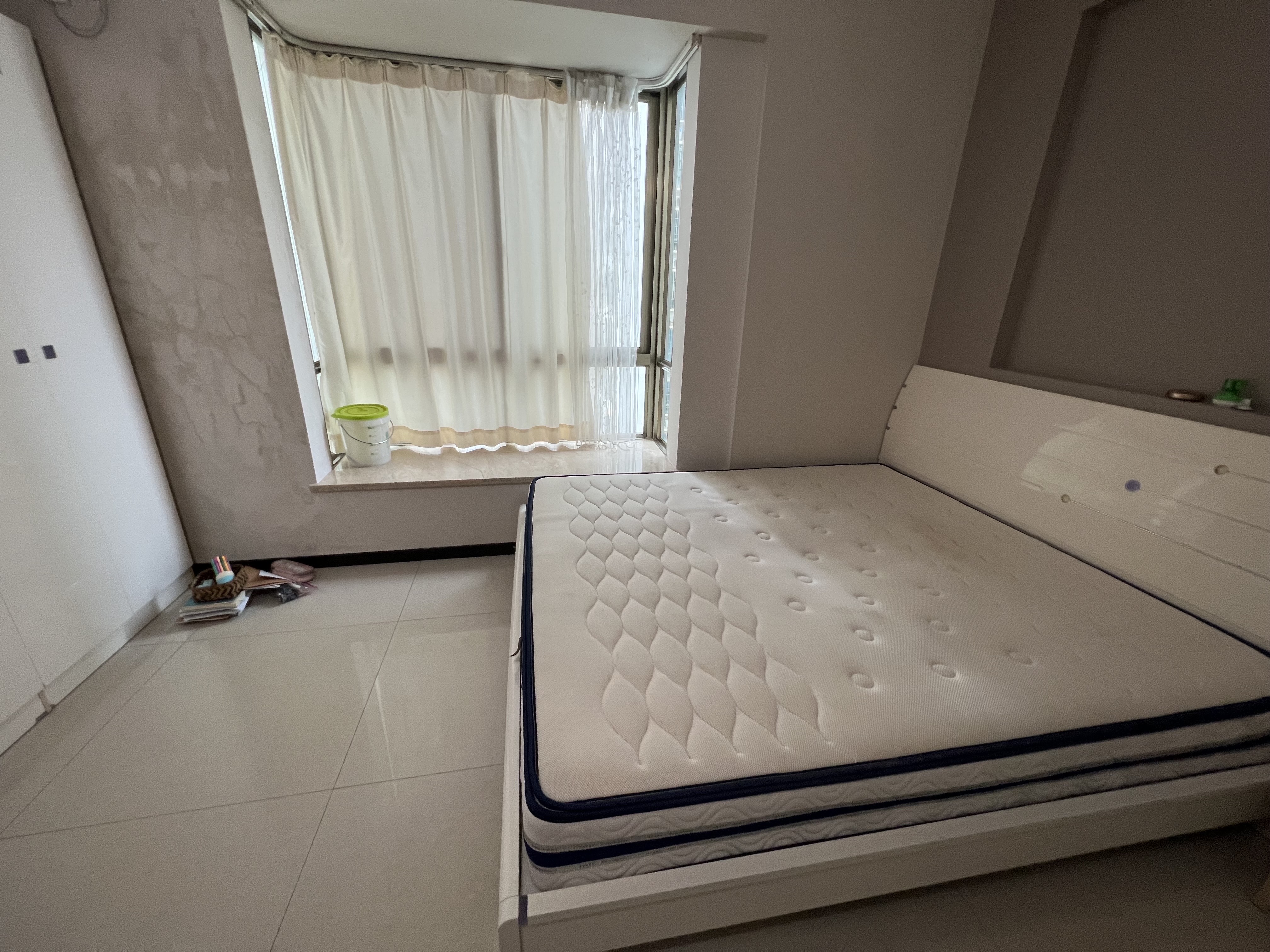 金鹿花园一期  3室2厅2卫    3500.0元/月 金鹿花园一期  3室2厅2卫    3500.0元/月室内图