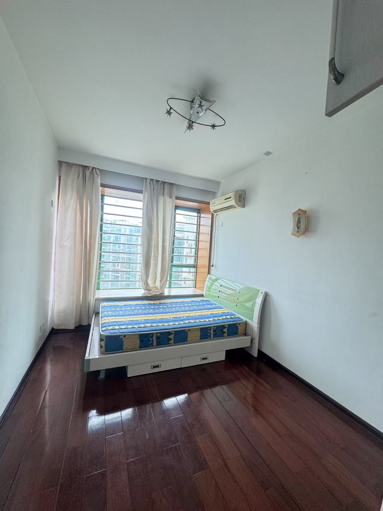 香江城市花园 3室0厅0卫 2800.0元/月 香江城市花园 3室0厅0卫 2800.0元/月室内图