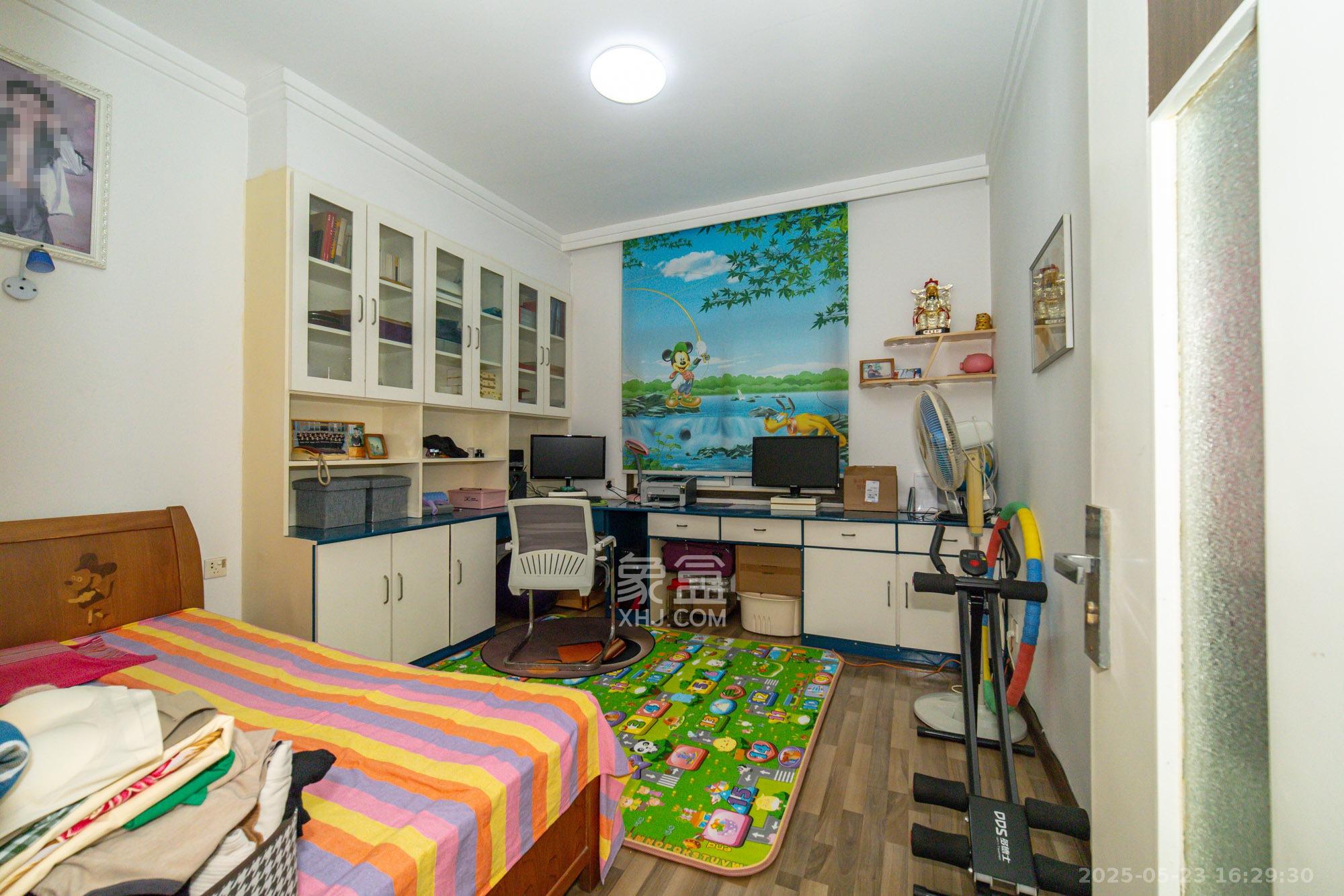 圆梦家园 3室2厅2卫 46.0万 圆梦家园 3室2厅2卫 46.0万卧室