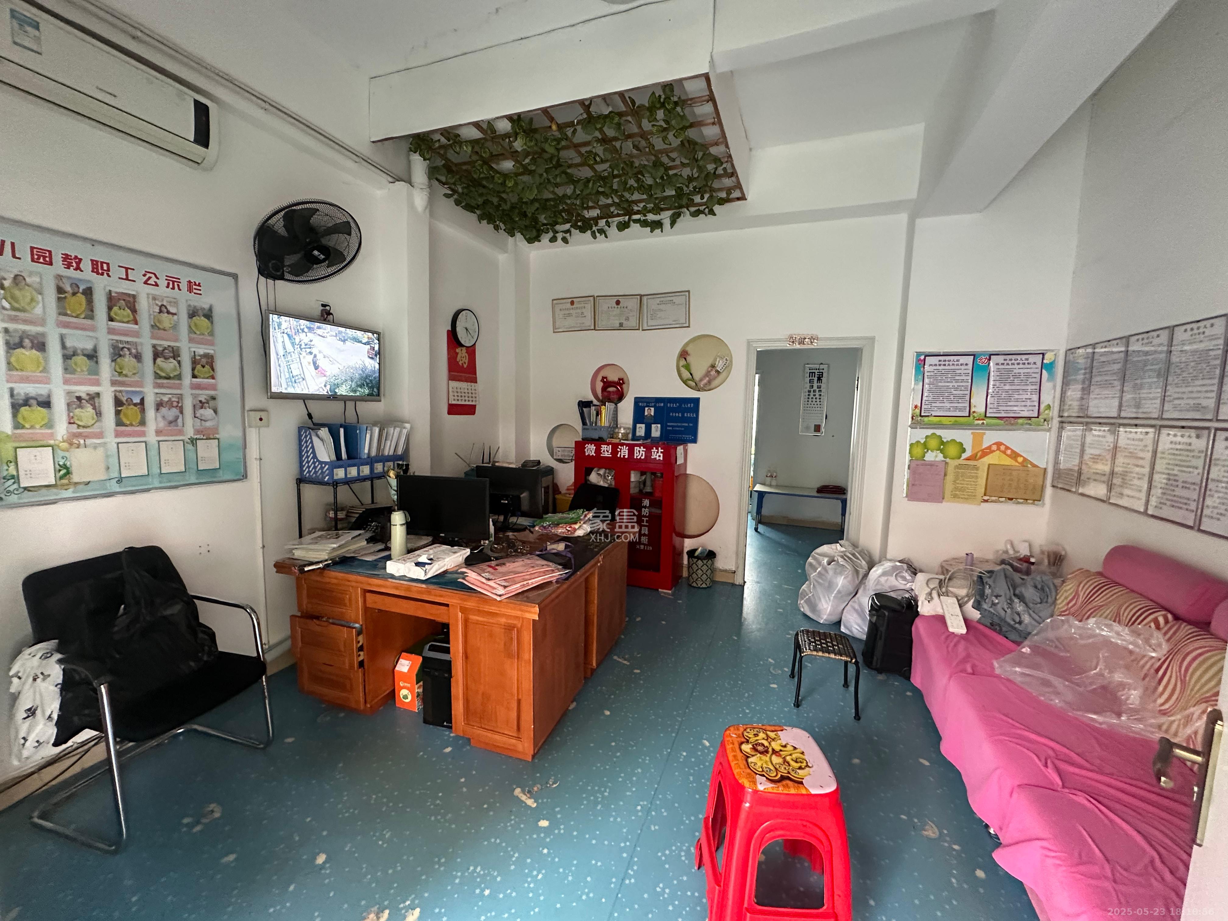 新路小区 1室1厅1卫 3200.0元/月 新路小区 1室1厅1卫 3200.0元/月室内图