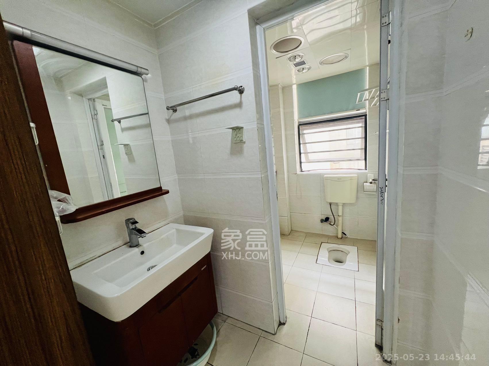 尚东紫郡  3室2厅1卫    2650.0元/月 尚东紫郡  3室2厅1卫    2650.0元/月室内图