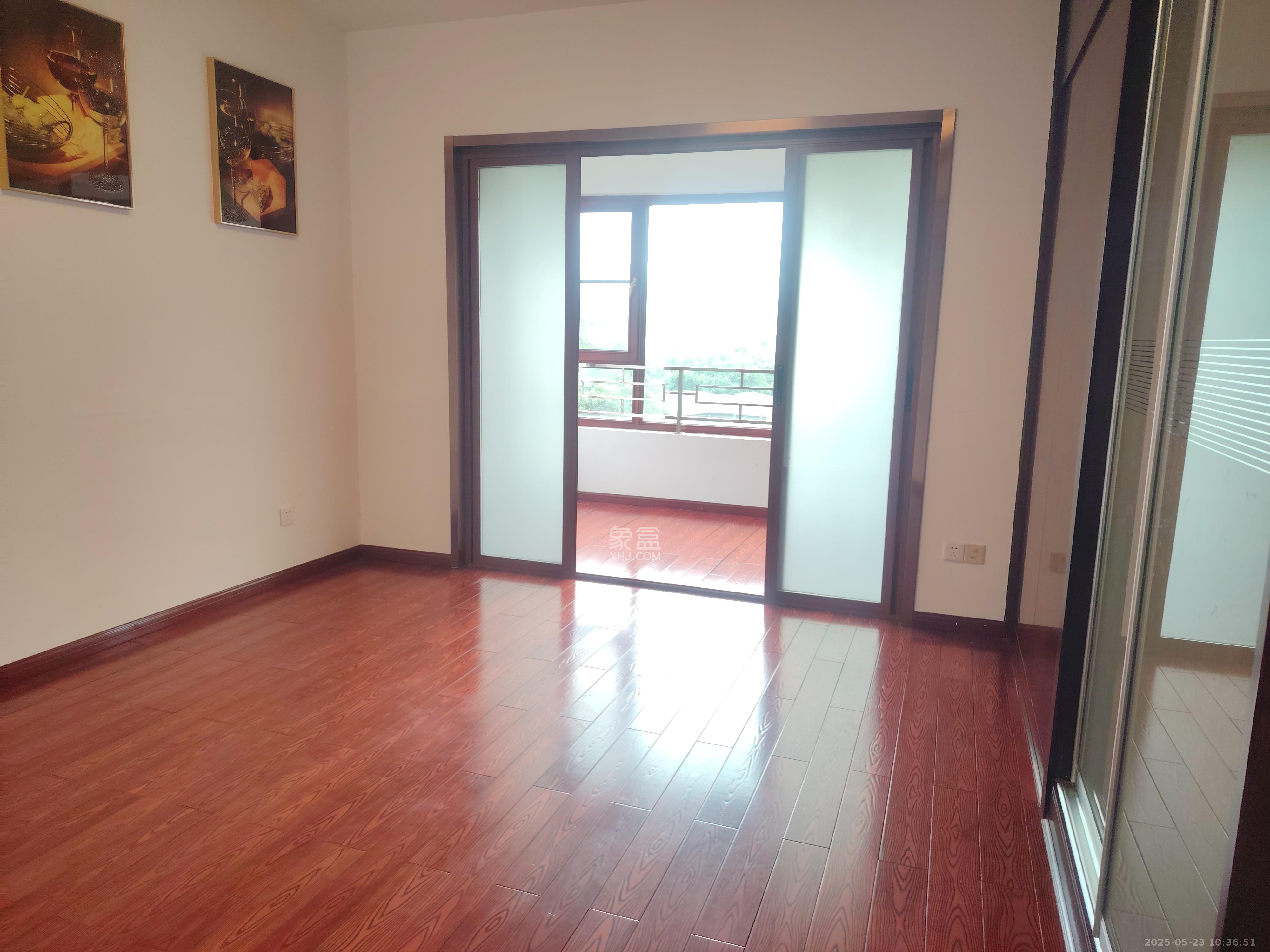 湖南宾馆 3室2厅2卫 4300.0元/月 湖南宾馆 3室2厅2卫 4300.0元/月室内图