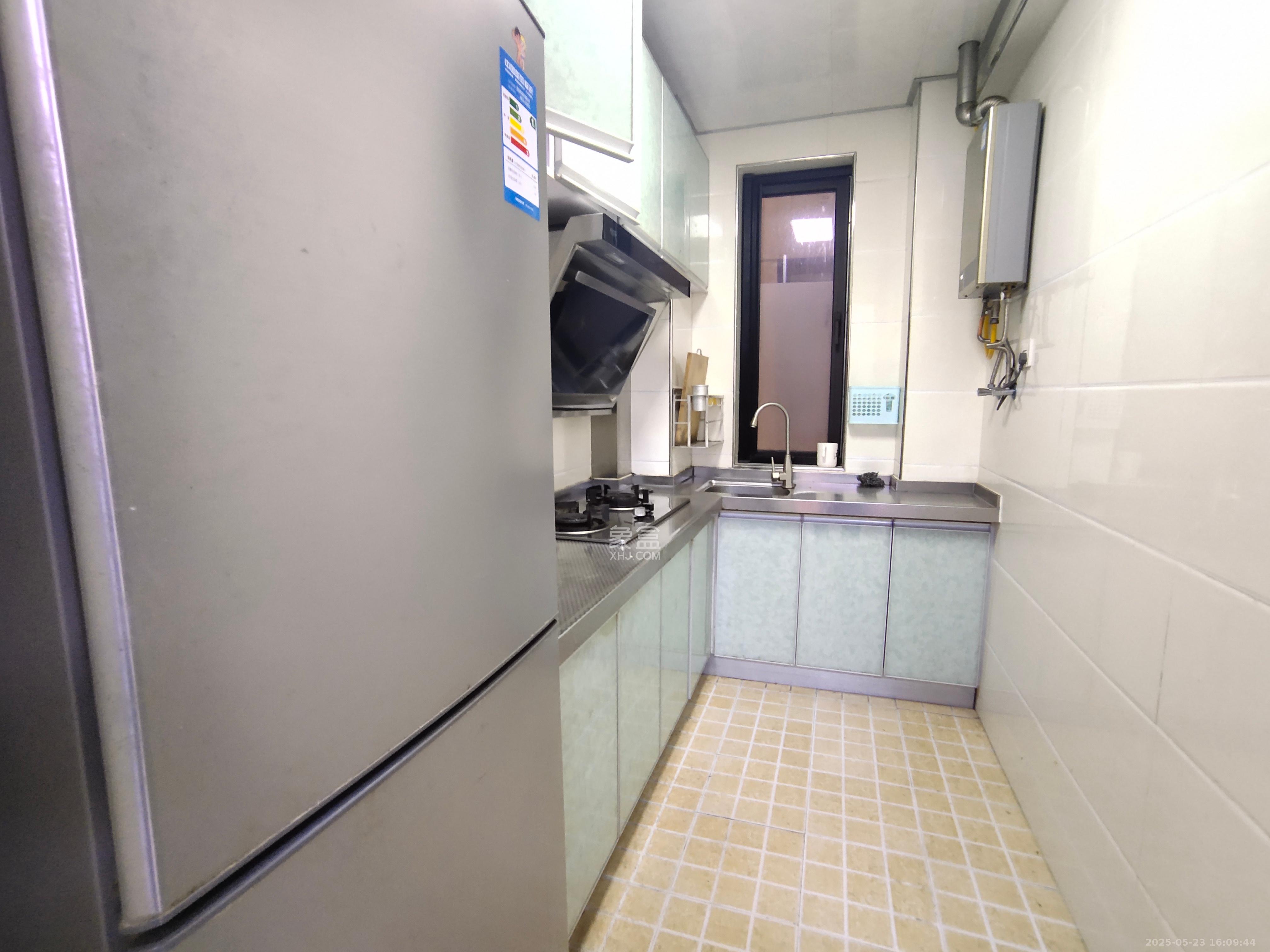 达美D6区  2室2厅1卫   2699.00元/月室内图