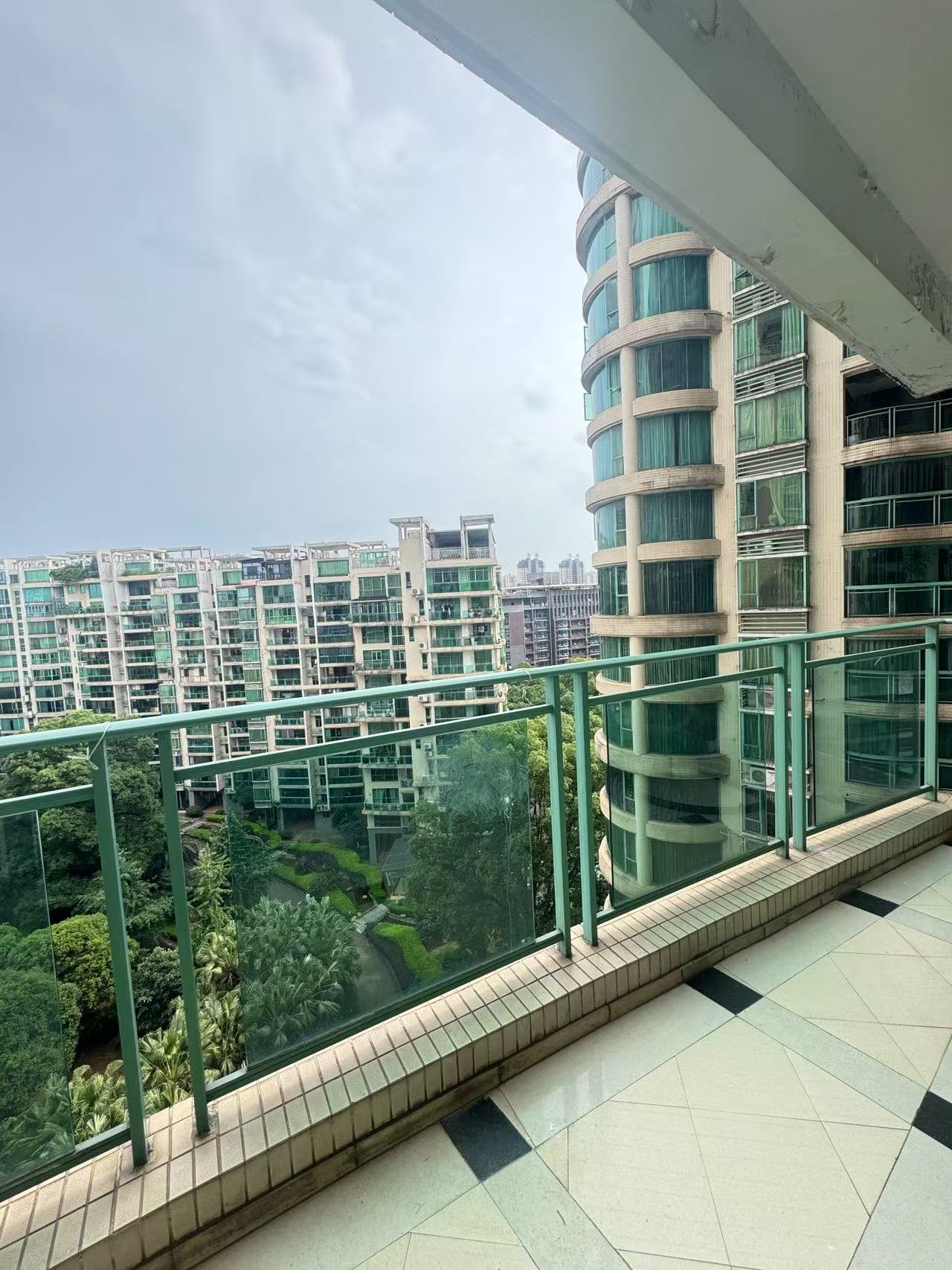 香江城市花园 3室0厅0卫 2800.0元/月 香江城市花园 3室0厅0卫 2800.0元/月室内图