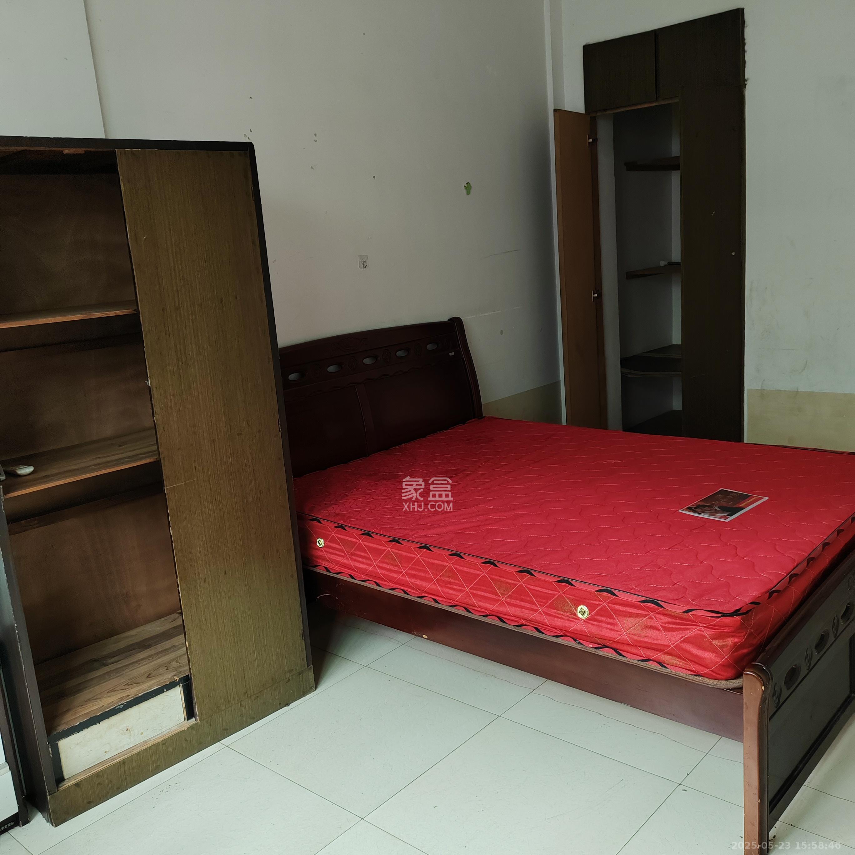 扬帆小区  1室1厅1卫    1300.0元/月 扬帆小区  1室1厅1卫    1300.0元/月室内图1