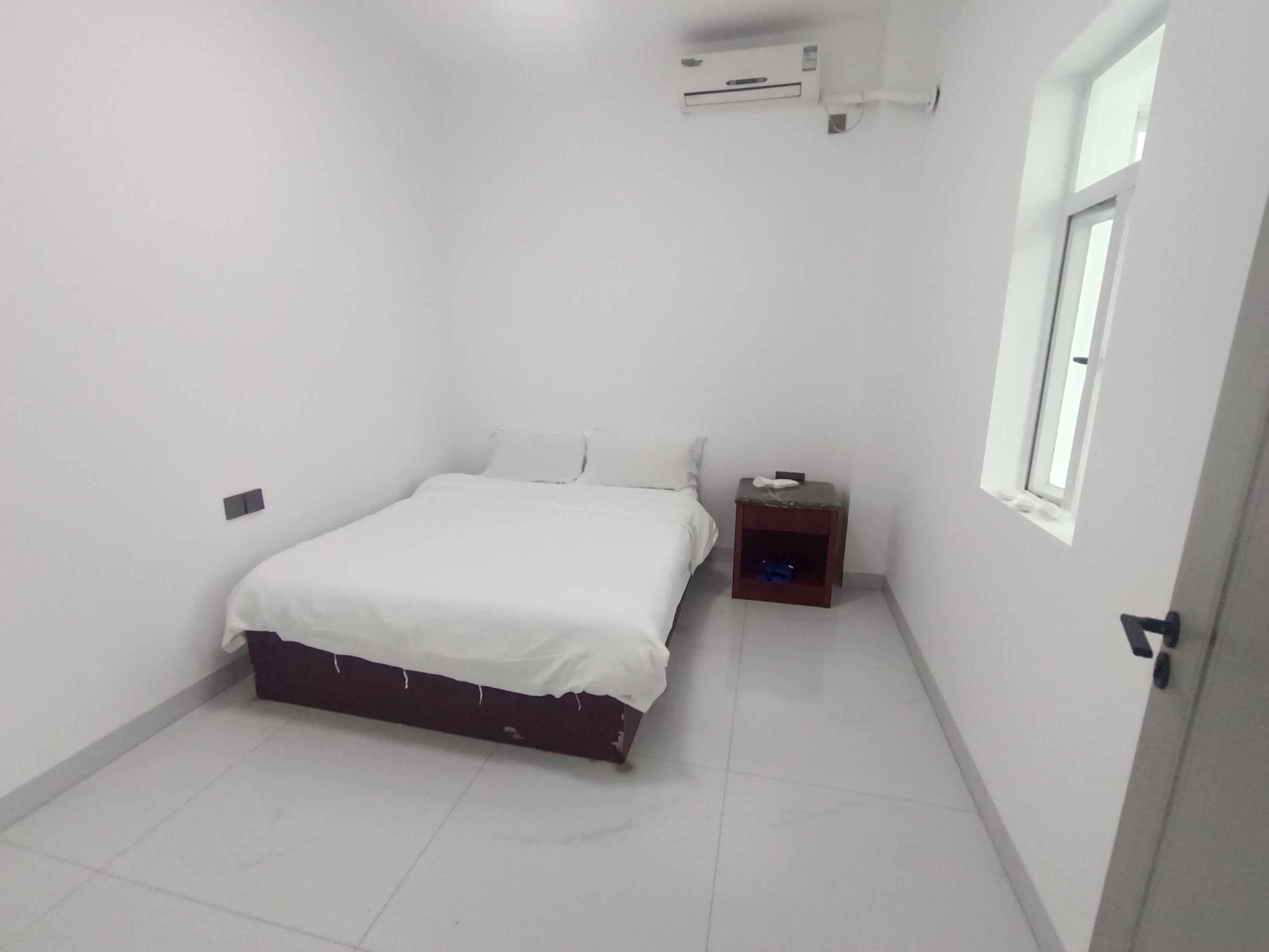 滨海新都 2室2厅1卫 90.0万 滨海新都 2室2厅1卫 90.0万客厅