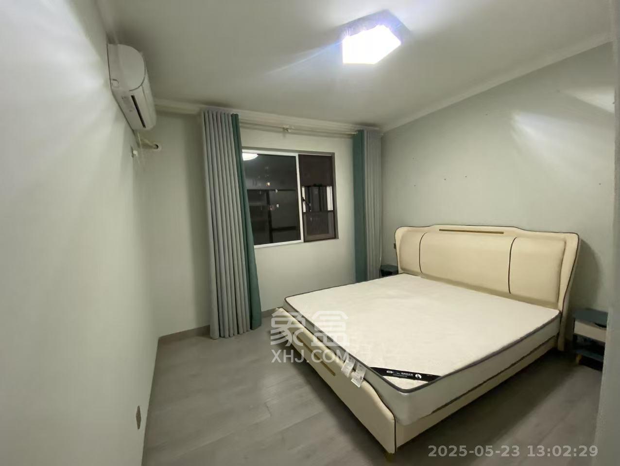 绿地新都会  4室2厅2卫   3200.00元/月室内图