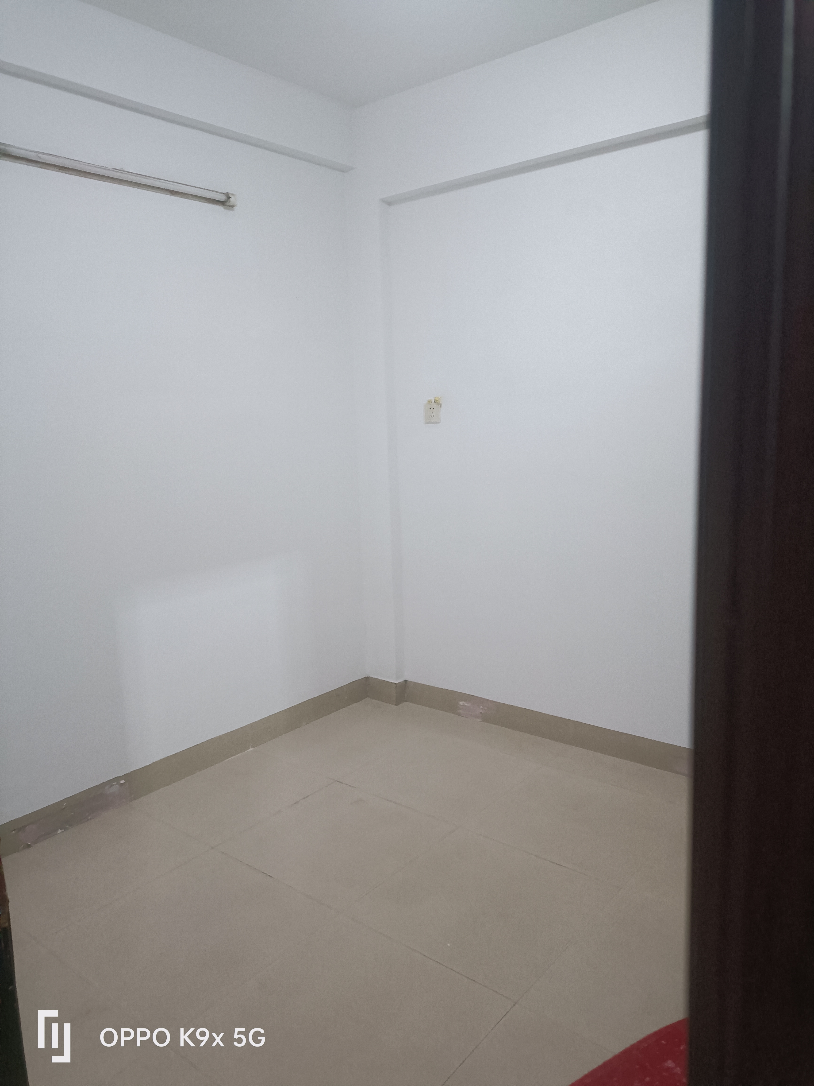 椰岛公寓  1室0厅0卫   2000.00元/月室内图