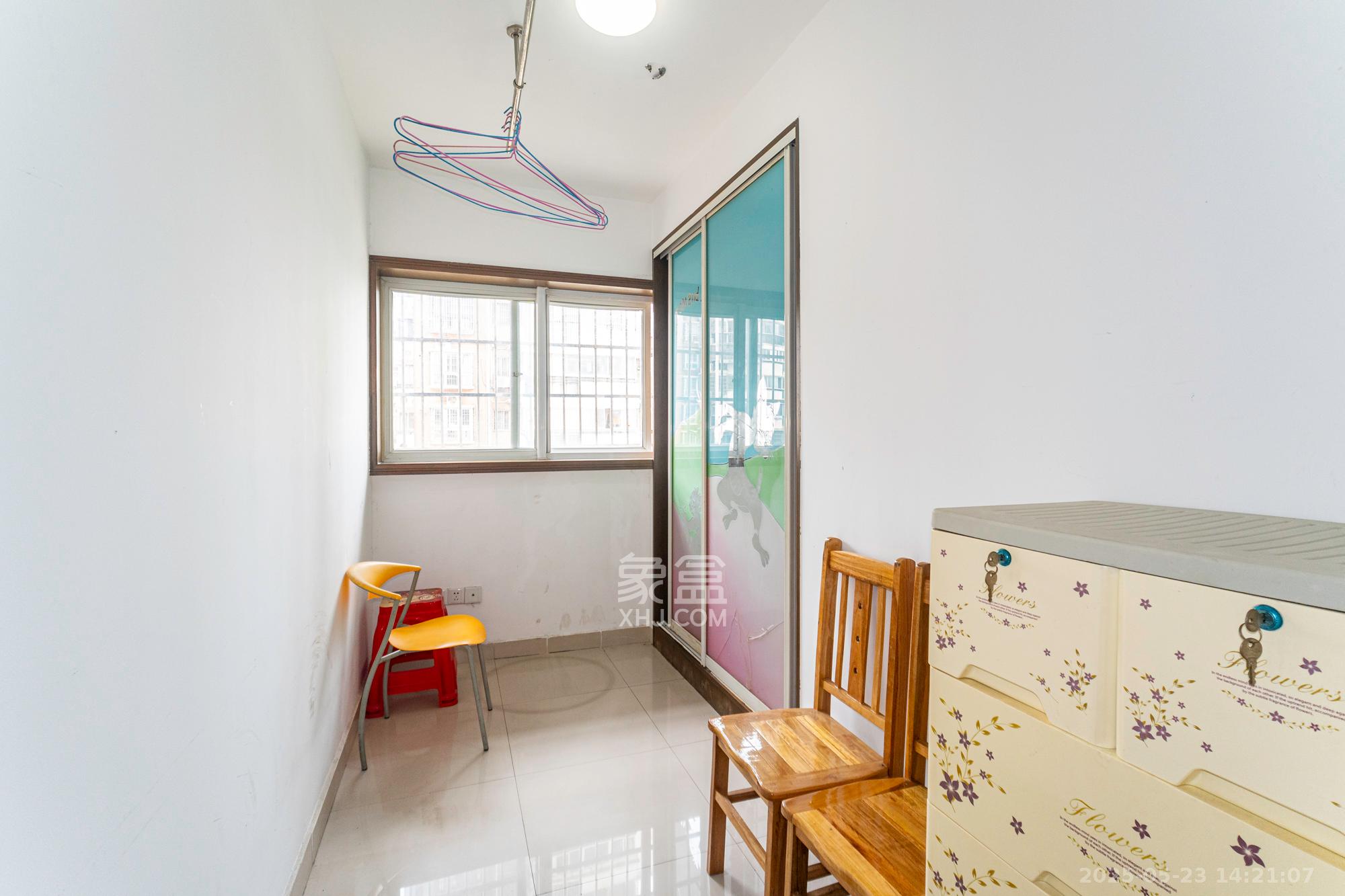 晶华美地 2室2厅1卫 45.0万 晶华美地 2室2厅1卫 45.0万其他