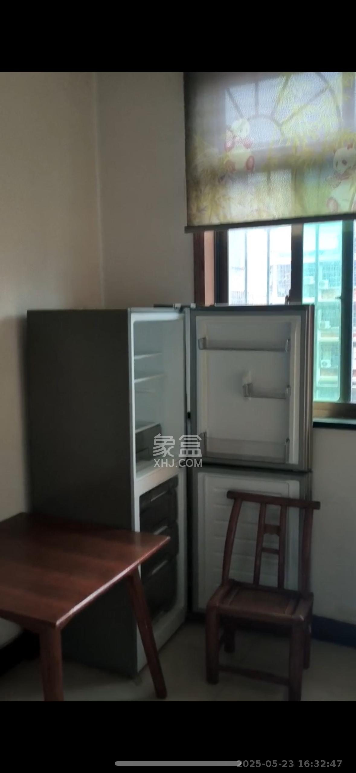 月湖安置小区（马栏山小区）  1室1厅1卫    1000.0元/月室内图