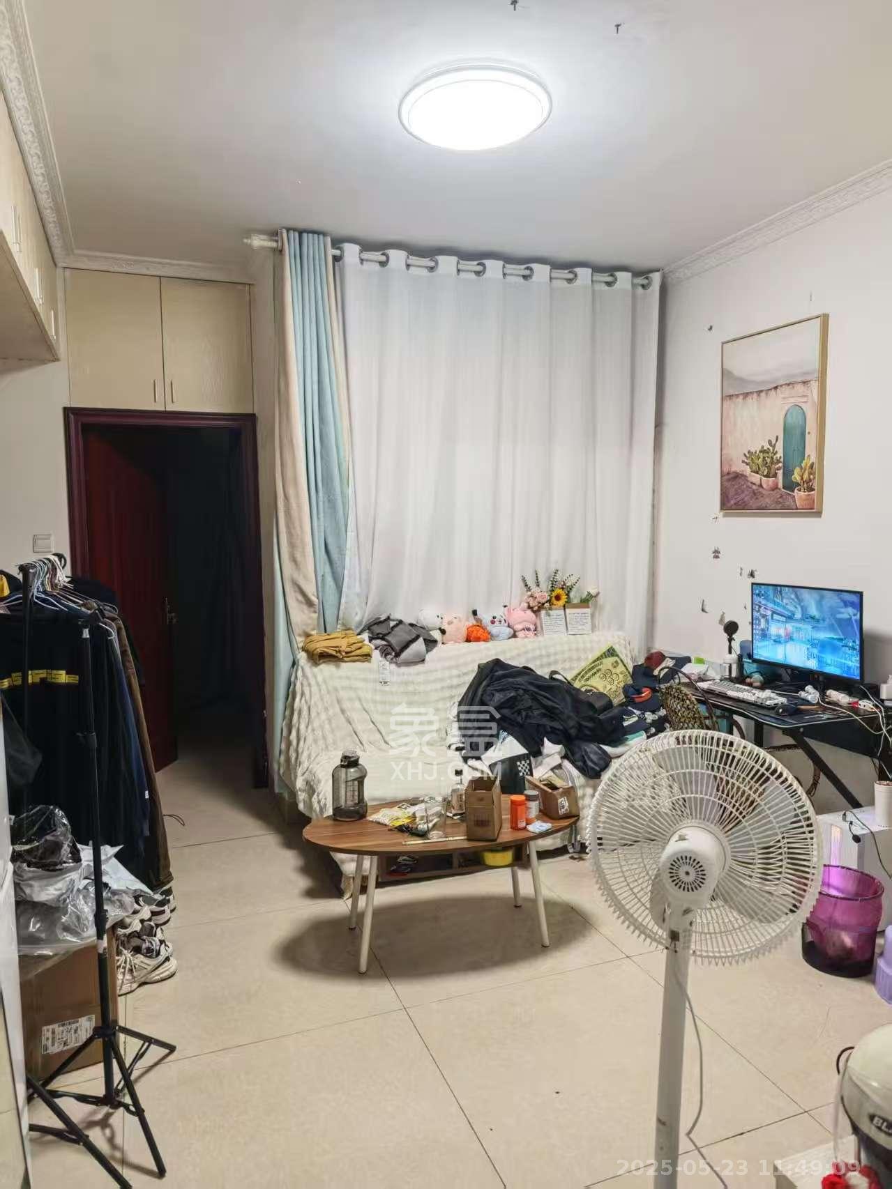 万象凯旋湾 1室1厅1卫 1300.00元/月 万象凯旋湾 1室1厅1卫 1300.00元/月室内图