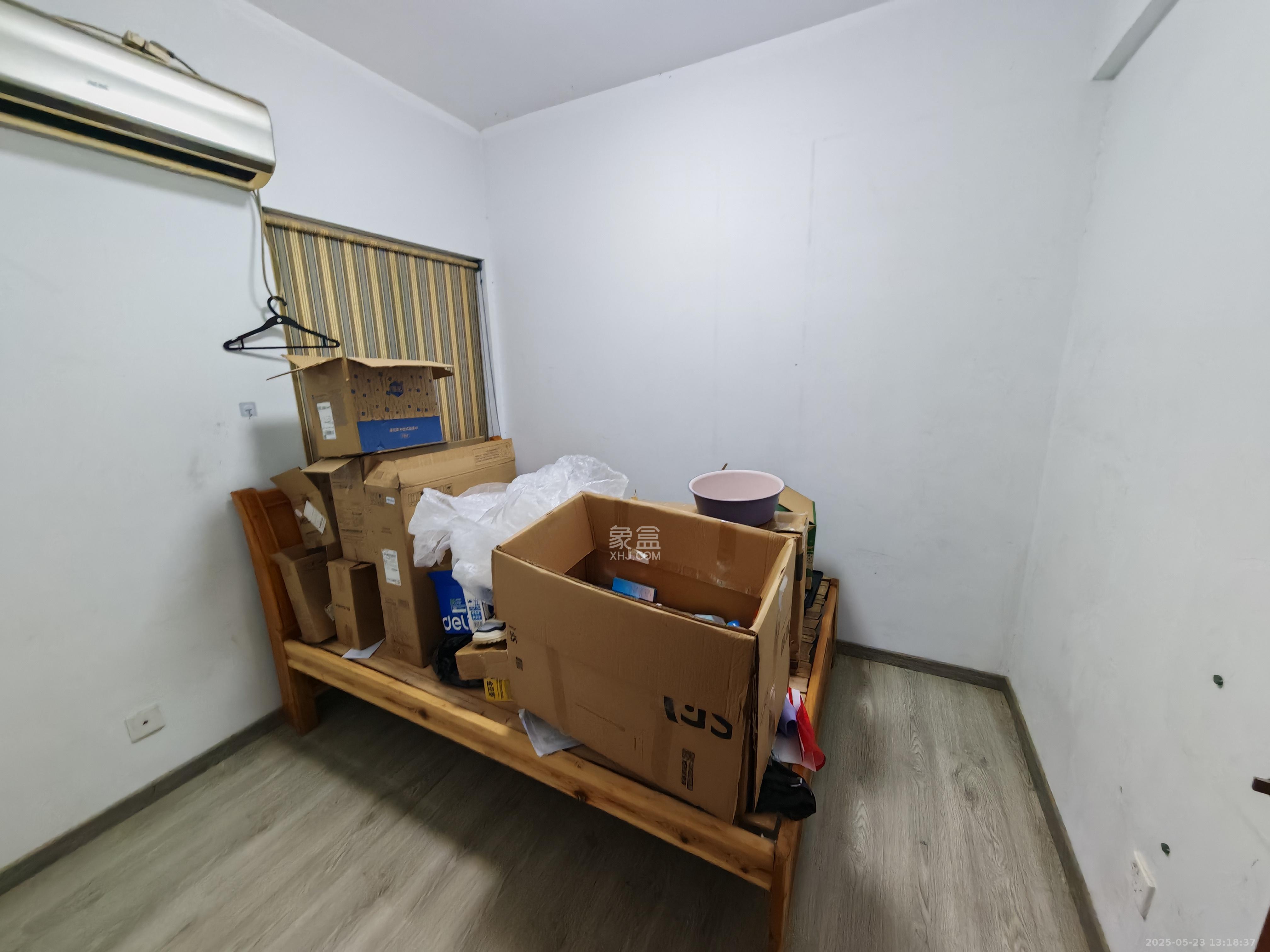 华菱新城地标  2室2厅1卫   1800.00元/月室内图