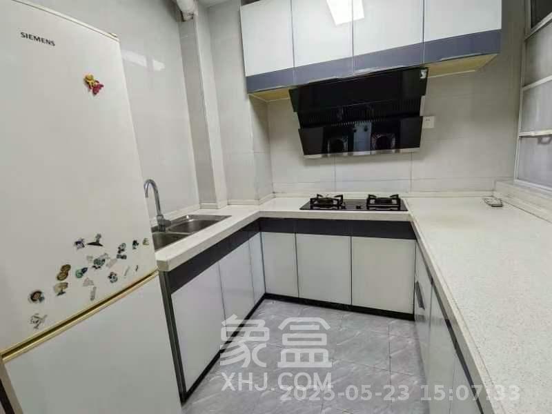 和悦城(蟠龙景苑)  3室2厅1卫   1900.00元/月室内图