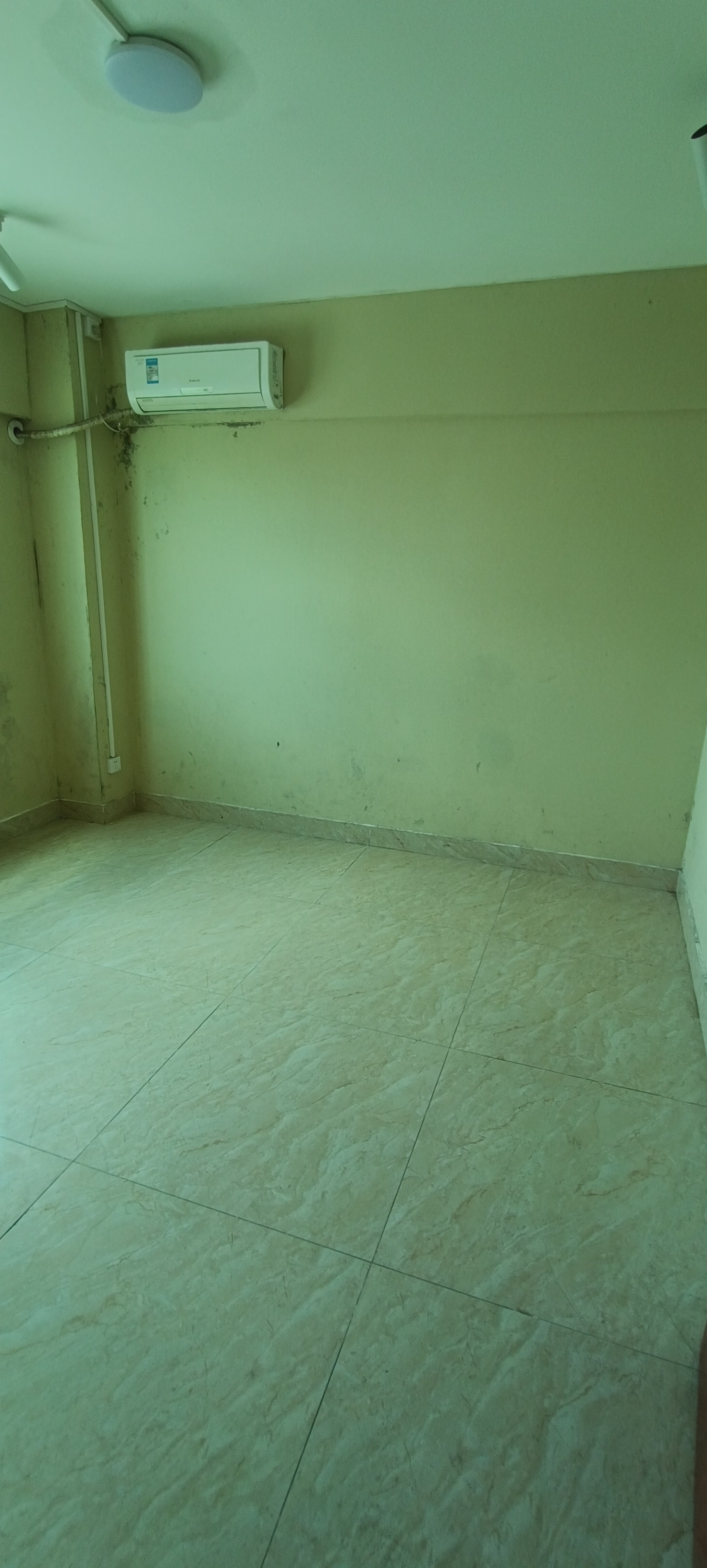 华典大厦  3室2厅2卫    3500.0元/月 华典大厦  3室2厅2卫    3500.0元/月室内图