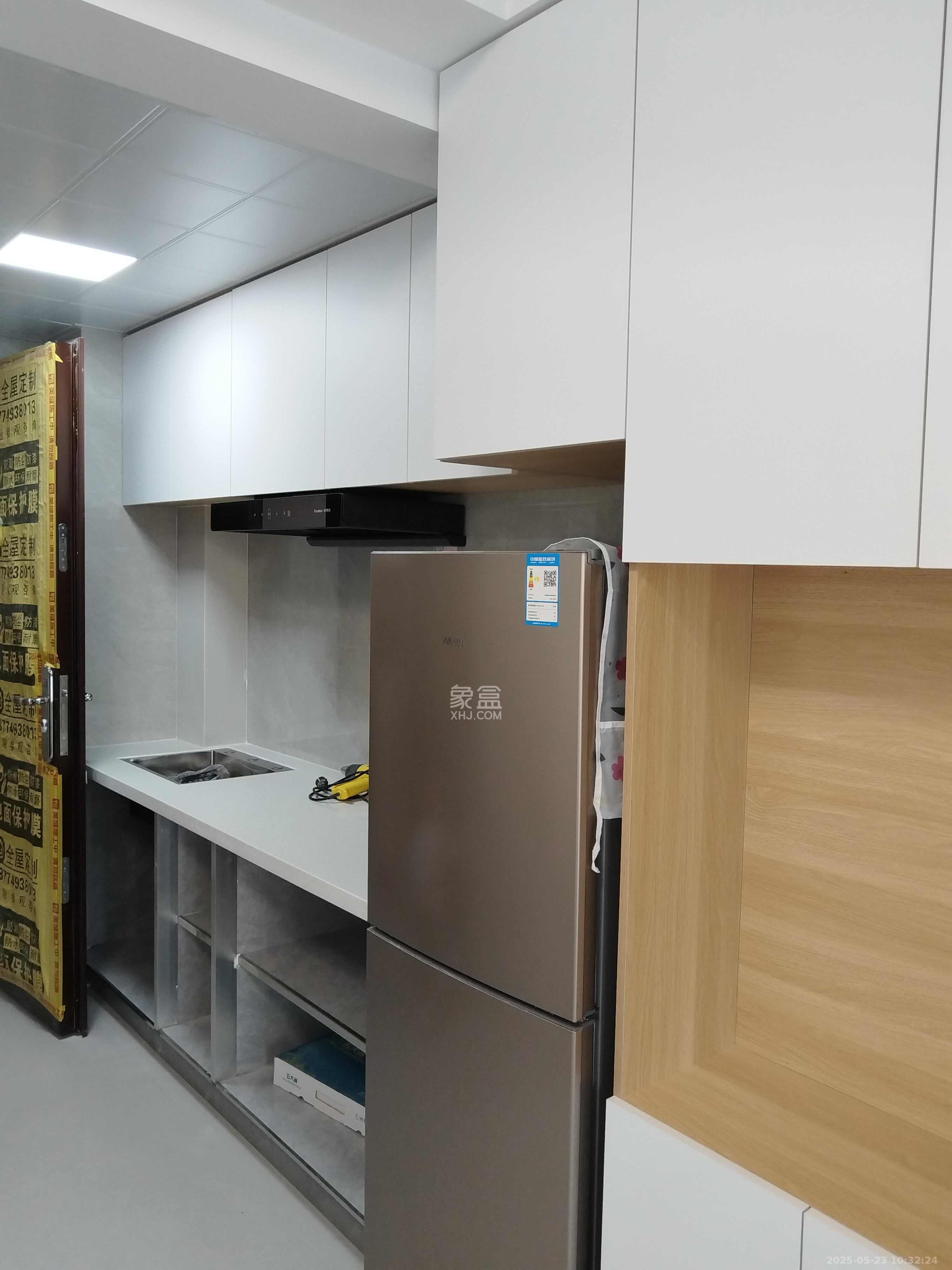 中海珑悦府  1室1厅1卫   1400.00元/月室内图