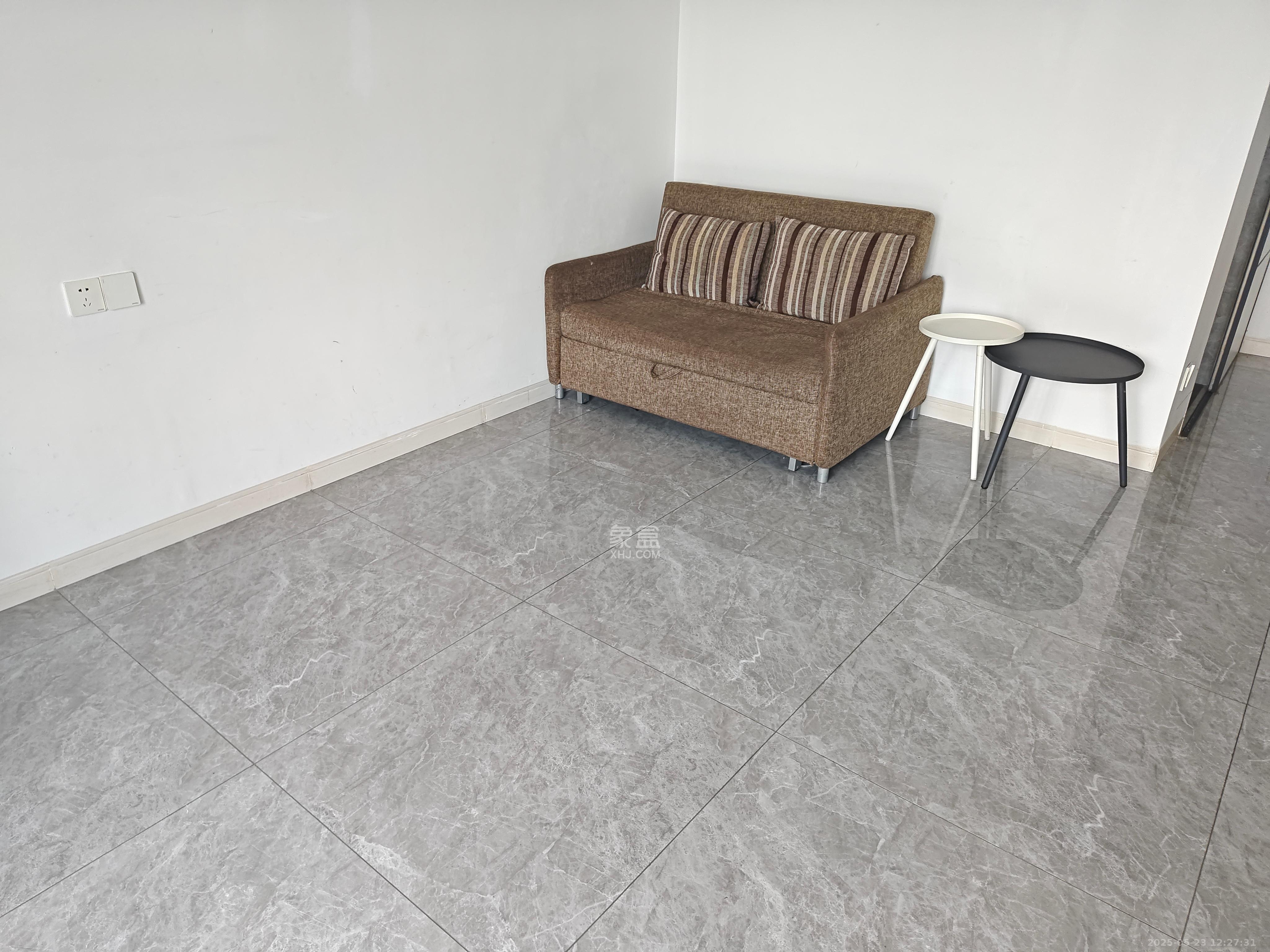 复地星光天地   47.0㎡      2200.0元/月室内图