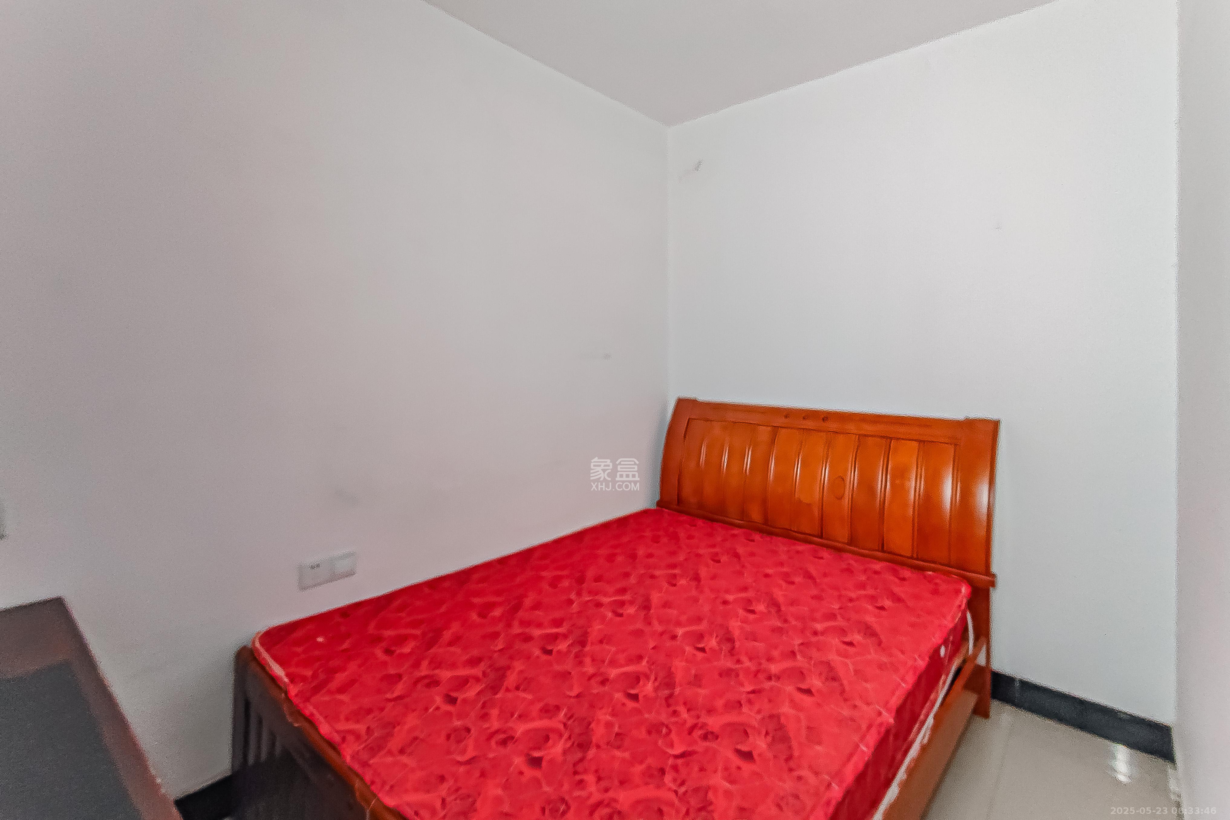 融科檀香山(融科紫檀、香山国际) 3室1厅1卫 86.0万 融科檀香山(融科紫檀、香山国际) 3室1厅1卫 86.0万卧室