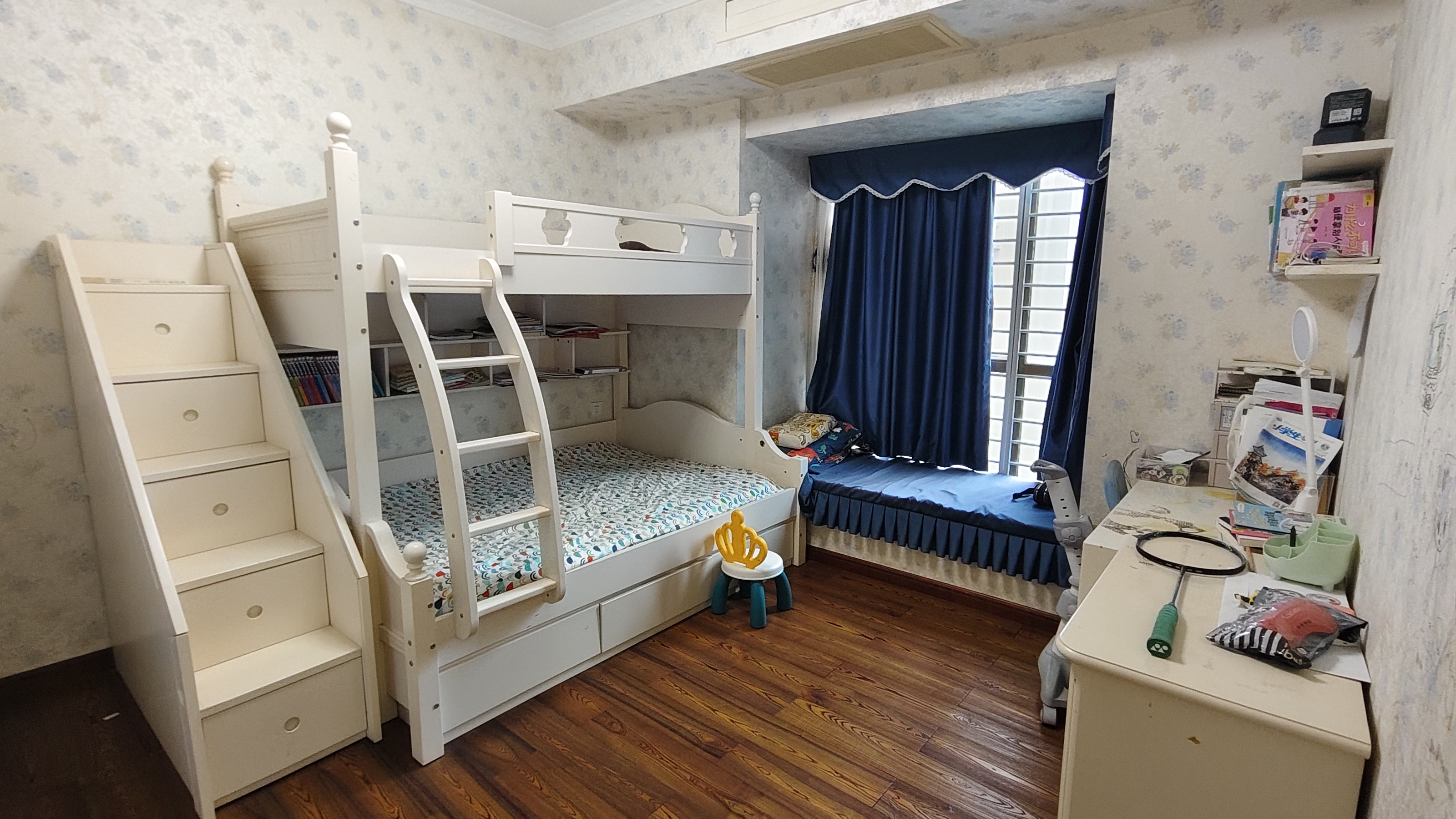 御景华庭 4室2厅2卫 79.8万 御景华庭 4室2厅2卫 79.8万室内图