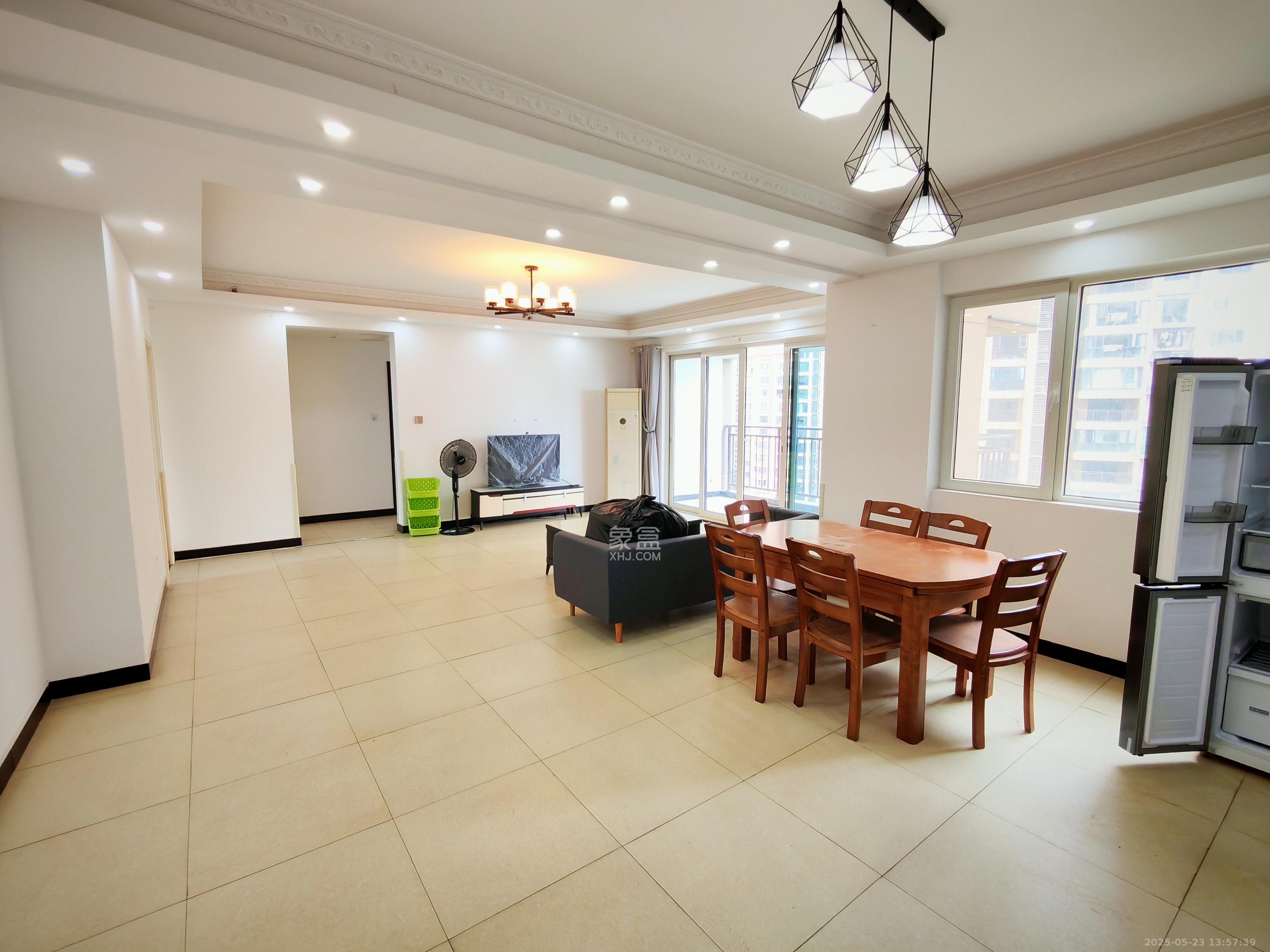 北辰三角洲C3区 3室2厅2卫 4000.0元/月 北辰三角洲C3区 3室2厅2卫 4000.0元/月室内图