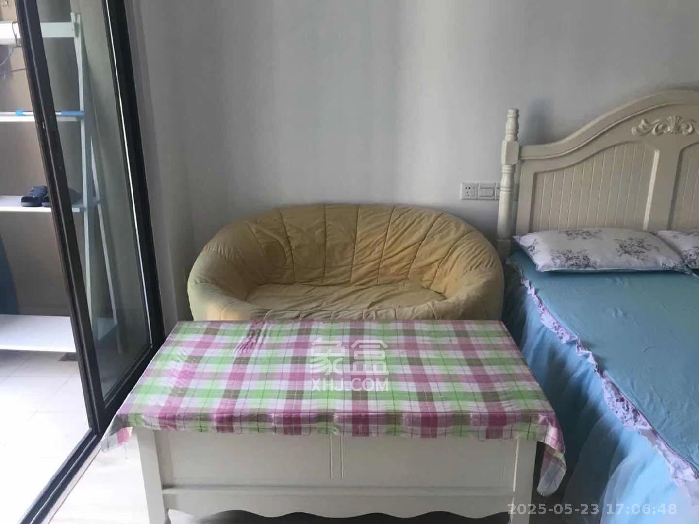 江山帝景哈佛  1室0厅0卫   1300.00元/月室内图