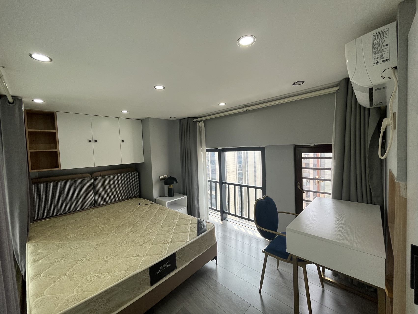 青春里  2室2厅1卫    1700.0元/月室内图