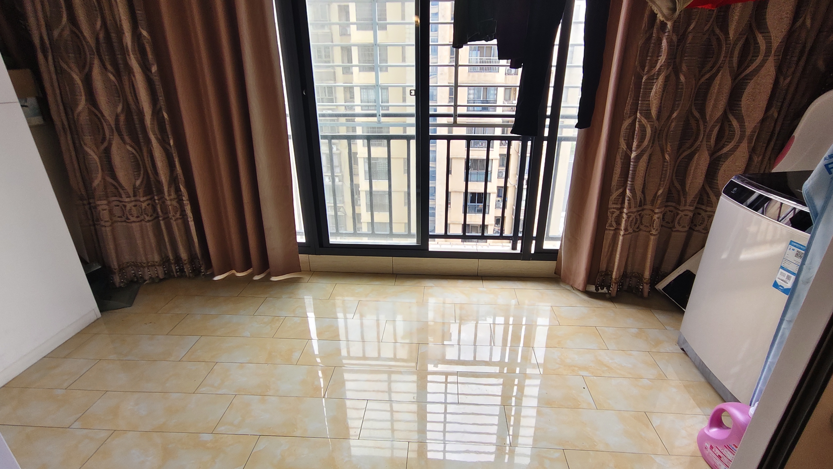 御景华庭 4室2厅2卫 79.8万 御景华庭 4室2厅2卫 79.8万室内图