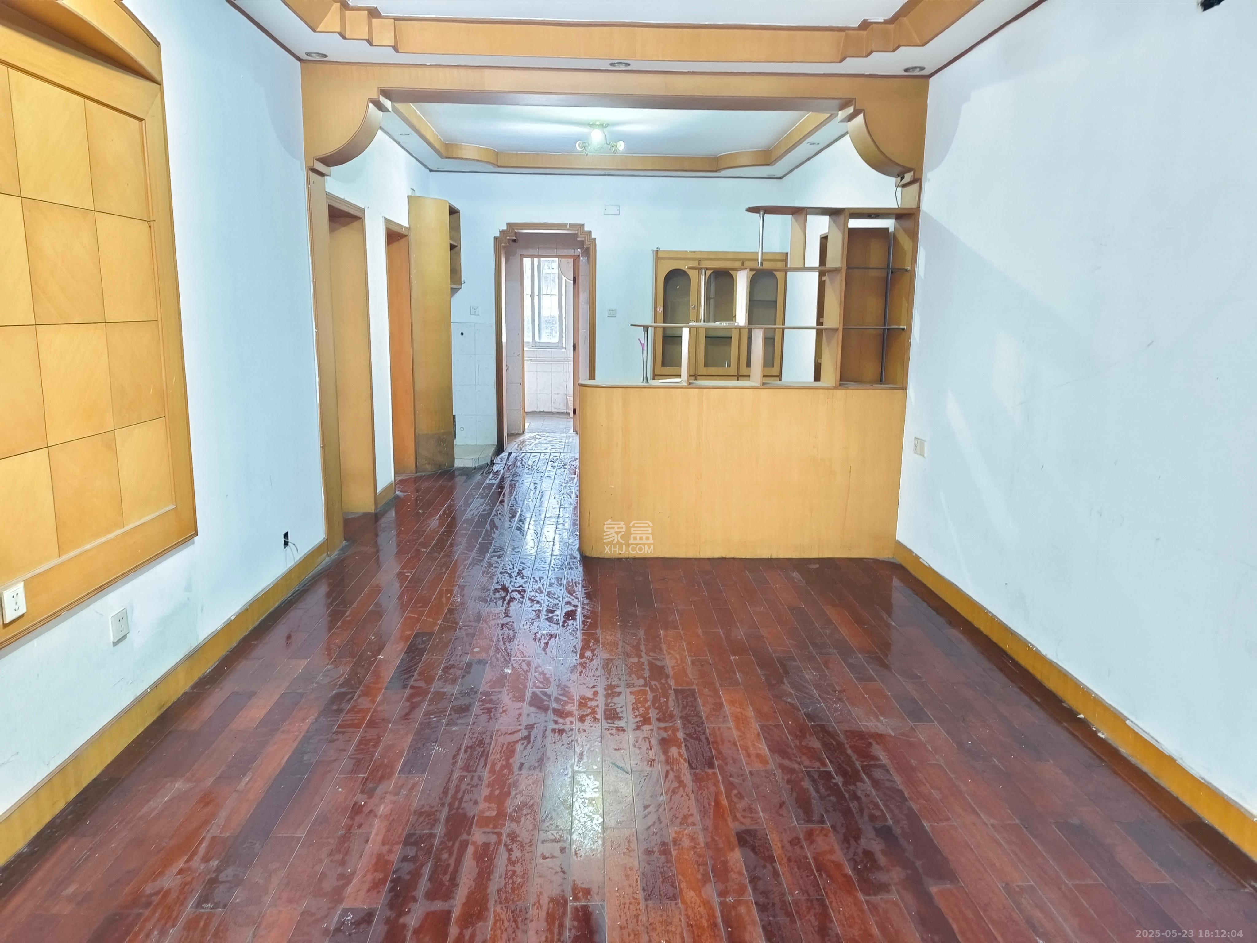 家兴公寓(洪家井) 2室1厅1卫 2000.0元/月 家兴公寓(洪家井) 2室1厅1卫 2000.0元/月室内图