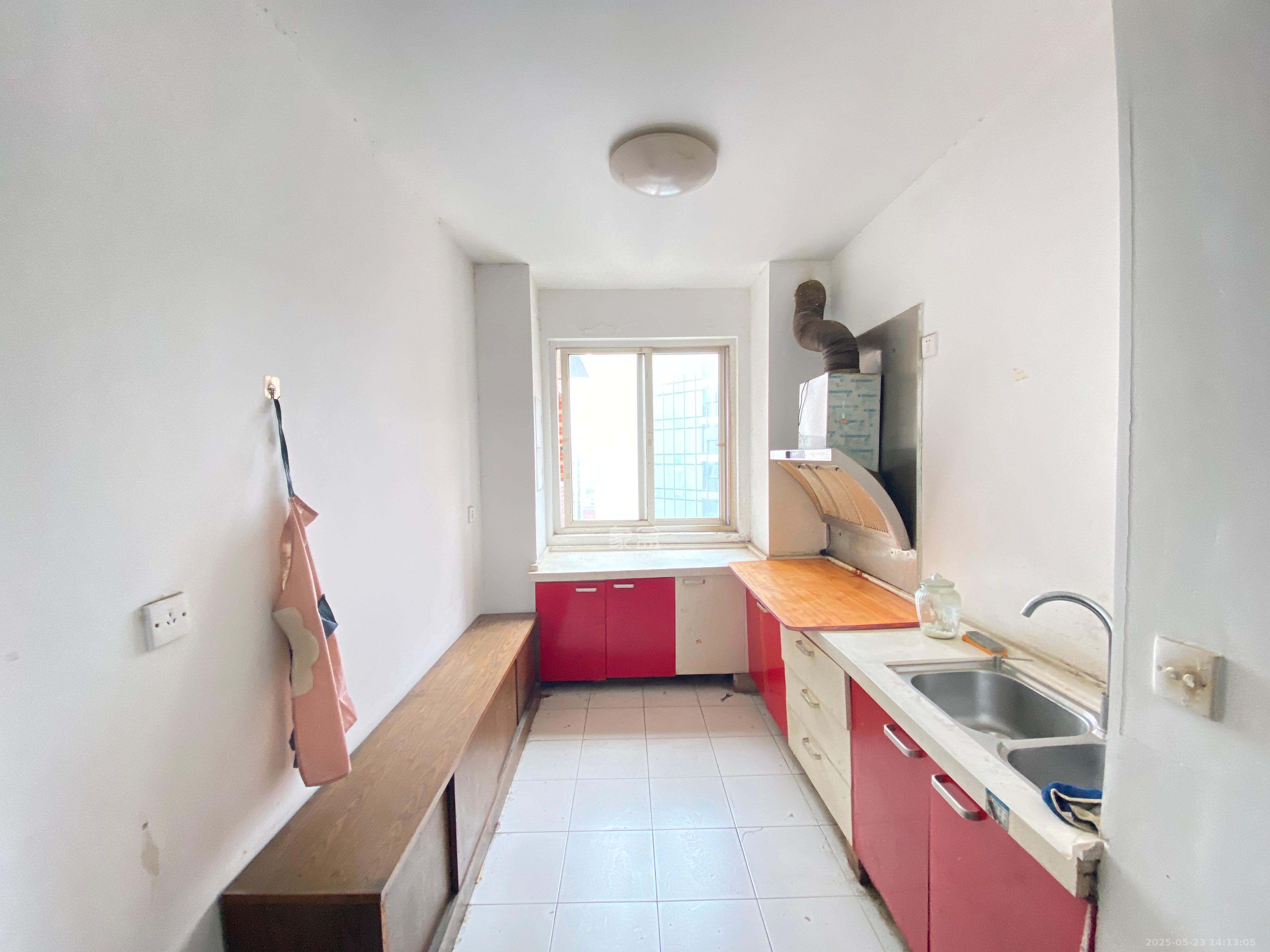 明星村  3室2厅1卫    3200.0元/月室内图