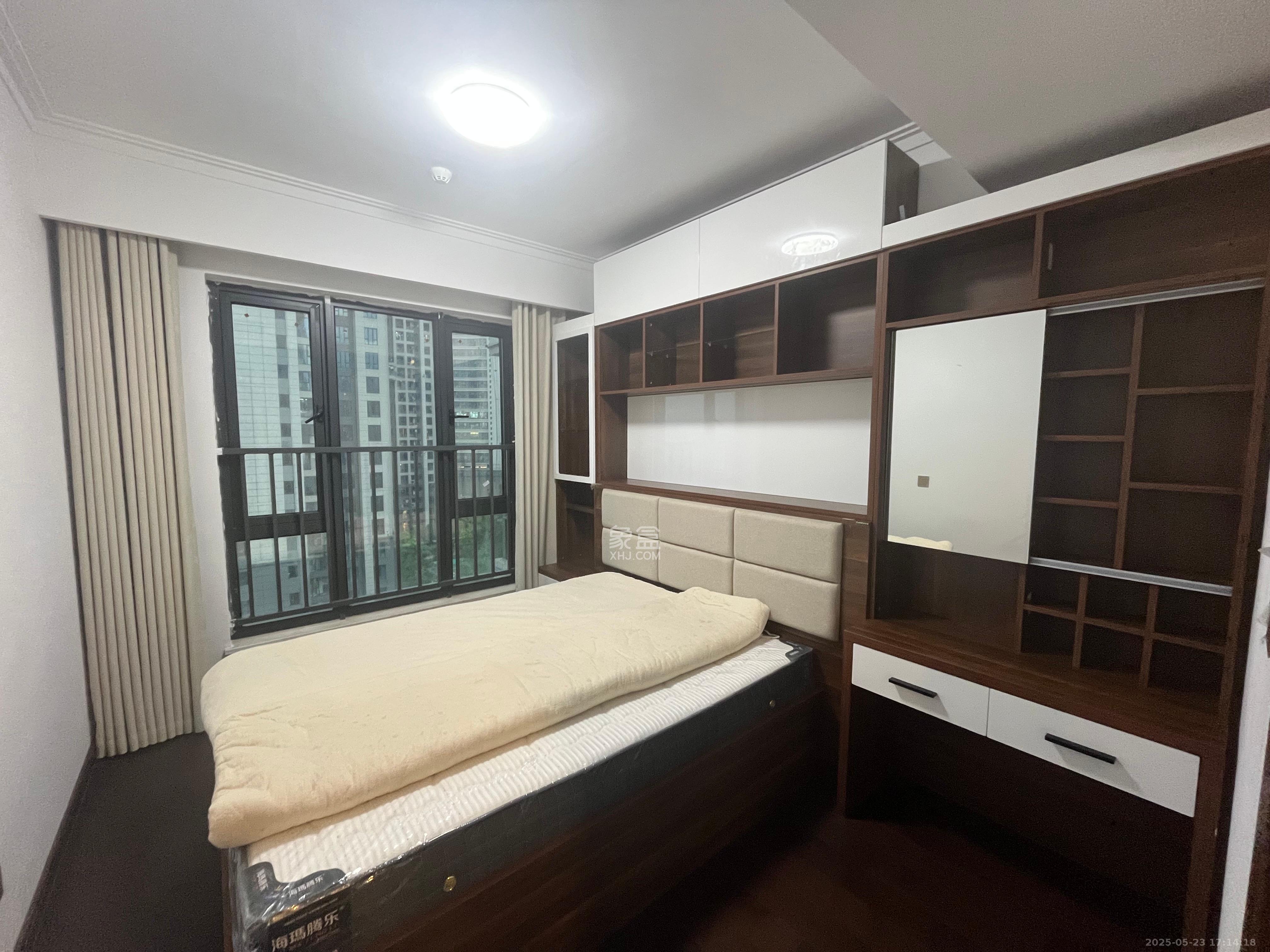 绿地长沙城际空间站（柏仕佳苑）  3室2厅2卫   3500.00元/月室内图
