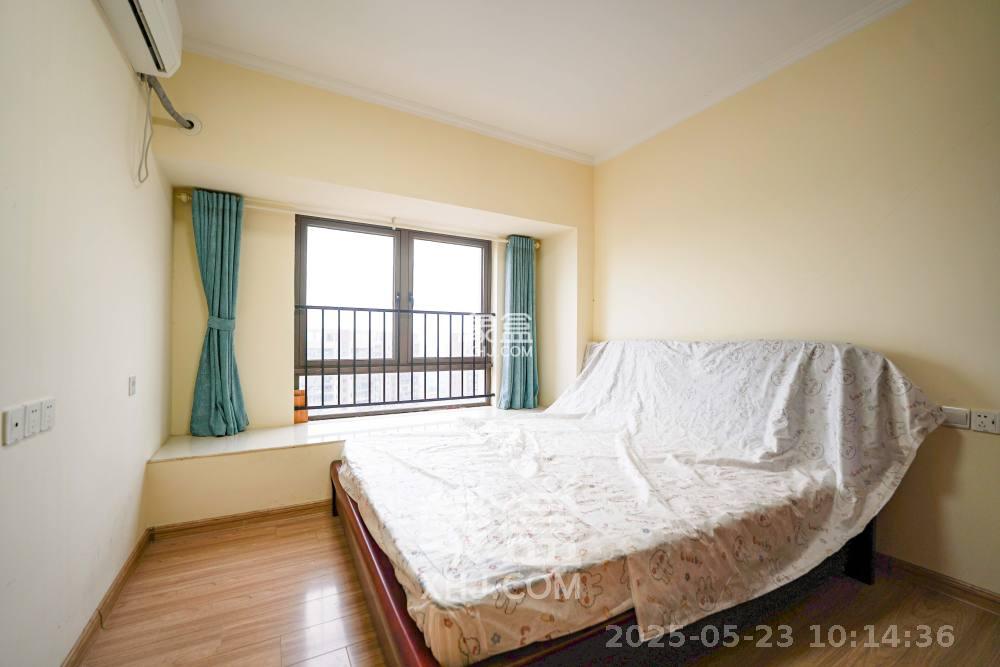 碧桂园公园壹号(凯怡茗苑) 3室2厅1卫 1650.0元/月 碧桂园公园壹号(凯怡茗苑) 3室2厅1卫 1650.0元/月室内图