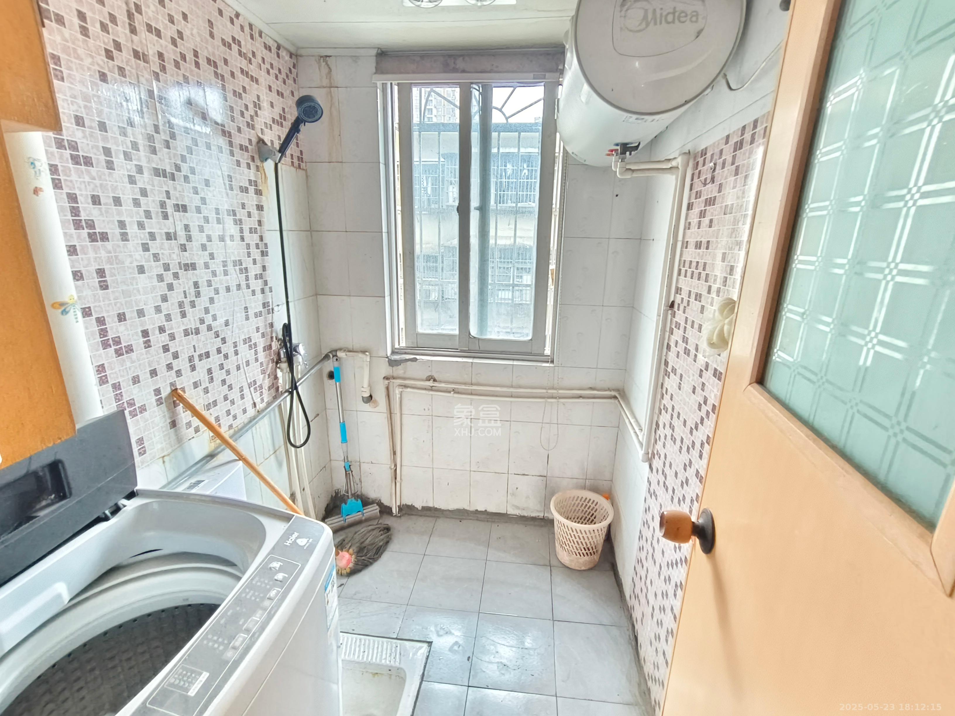 家兴公寓(洪家井) 2室1厅1卫 2000.0元/月 家兴公寓(洪家井) 2室1厅1卫 2000.0元/月室内图