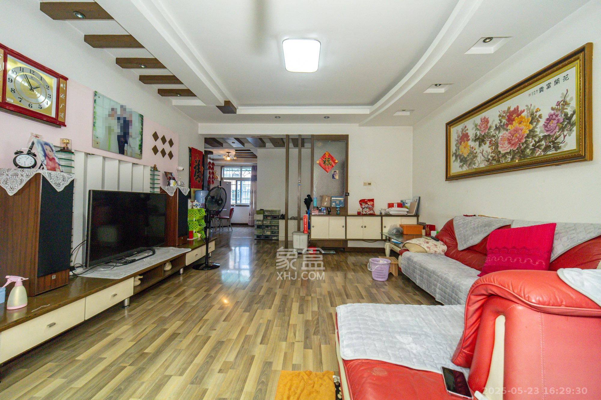 圆梦家园 3室2厅2卫 46.0万 圆梦家园 3室2厅2卫 46.0万客厅