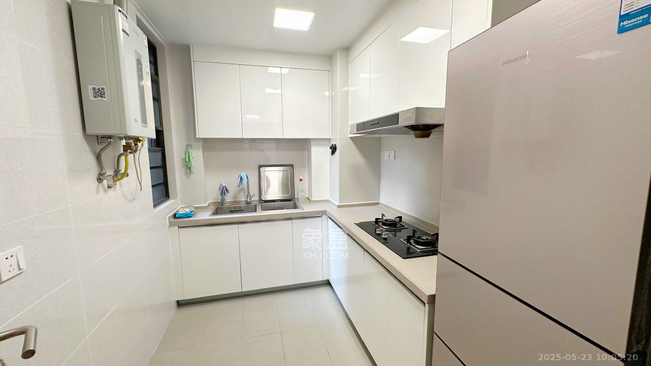 梅溪湖玺悦(新城金茂梦想玺悦) 3室2厅2卫 2800.0元/月 梅溪湖玺悦(新城金茂梦想玺悦) 3室2厅2卫 2800.0元/月室内图