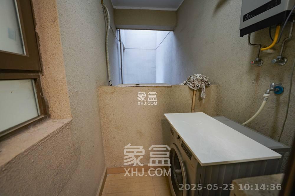 碧桂园公园壹号(凯怡茗苑) 3室2厅1卫 1650.0元/月 碧桂园公园壹号(凯怡茗苑) 3室2厅1卫 1650.0元/月室内图