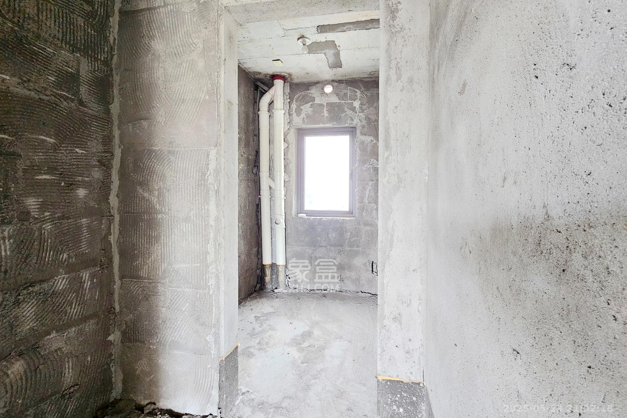 阳光城尚东湾蓝莓苑 4室2厅2卫 140.0万 阳光城尚东湾蓝莓苑 4室2厅2卫 140.0万卫生间