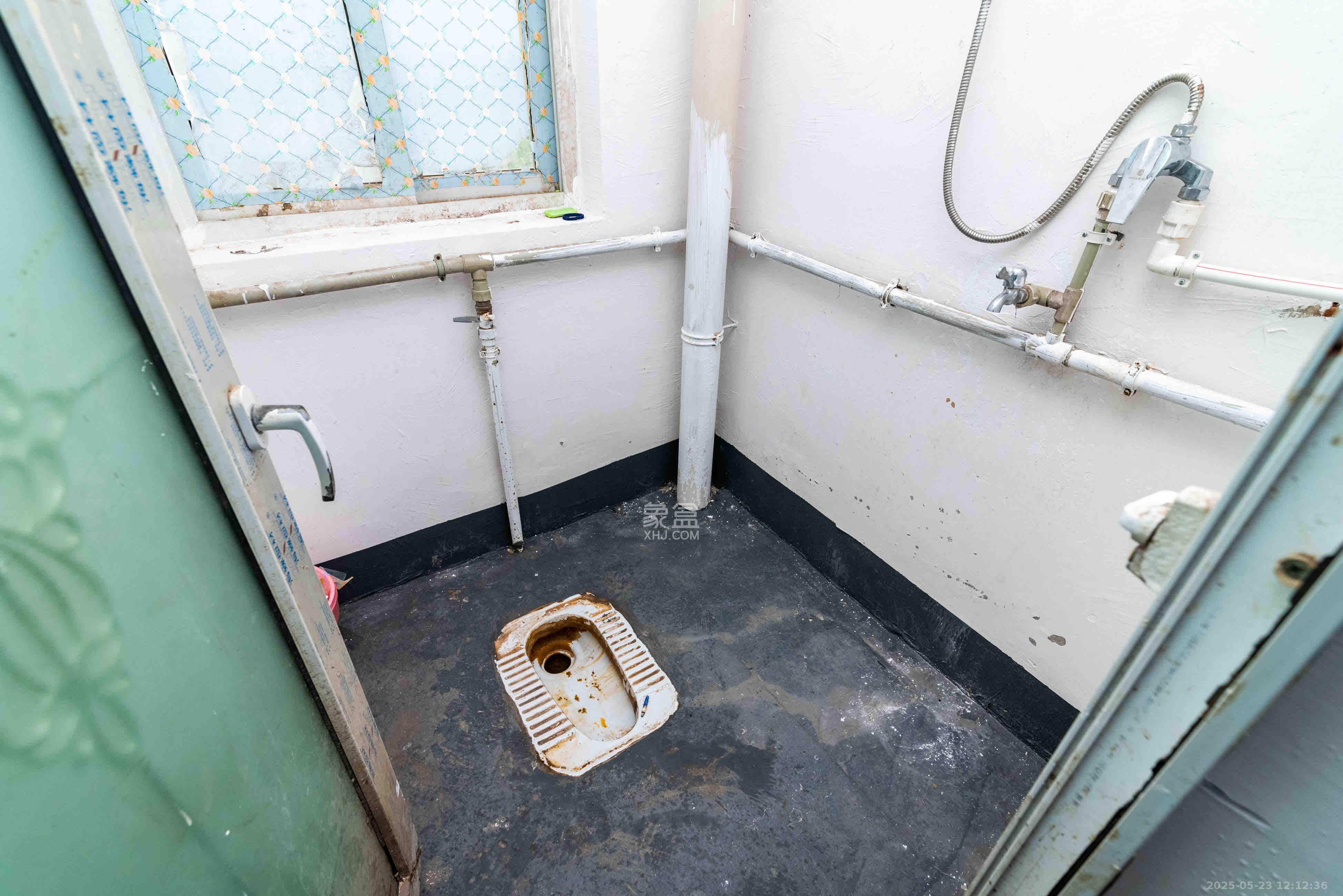 学府华庭 3室2厅2卫 1800.0元/月 学府华庭 3室2厅2卫 1800.0元/月室内图